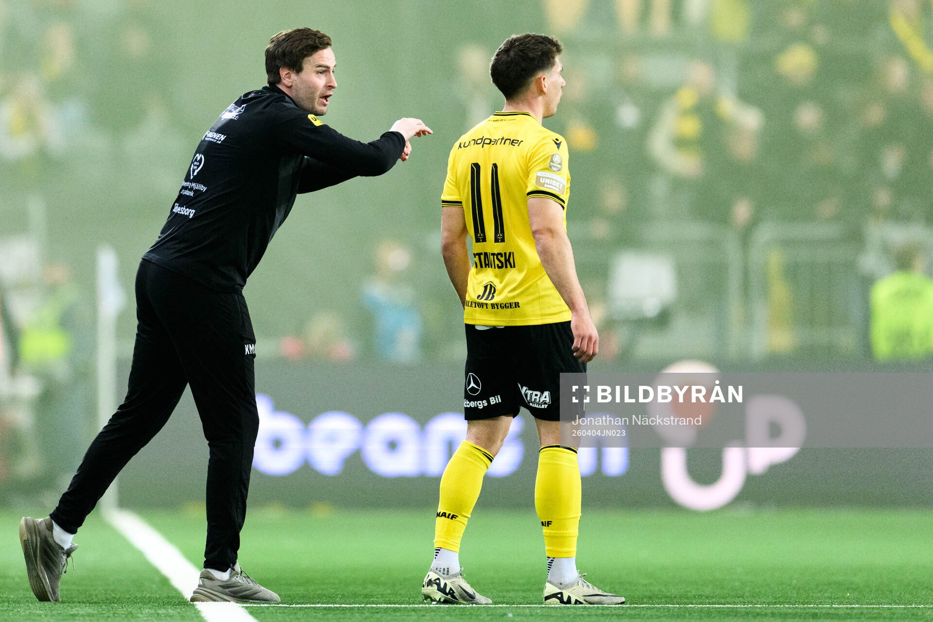 Mjällbys tränare Karl Marius Aksum och Timo Stavitski
