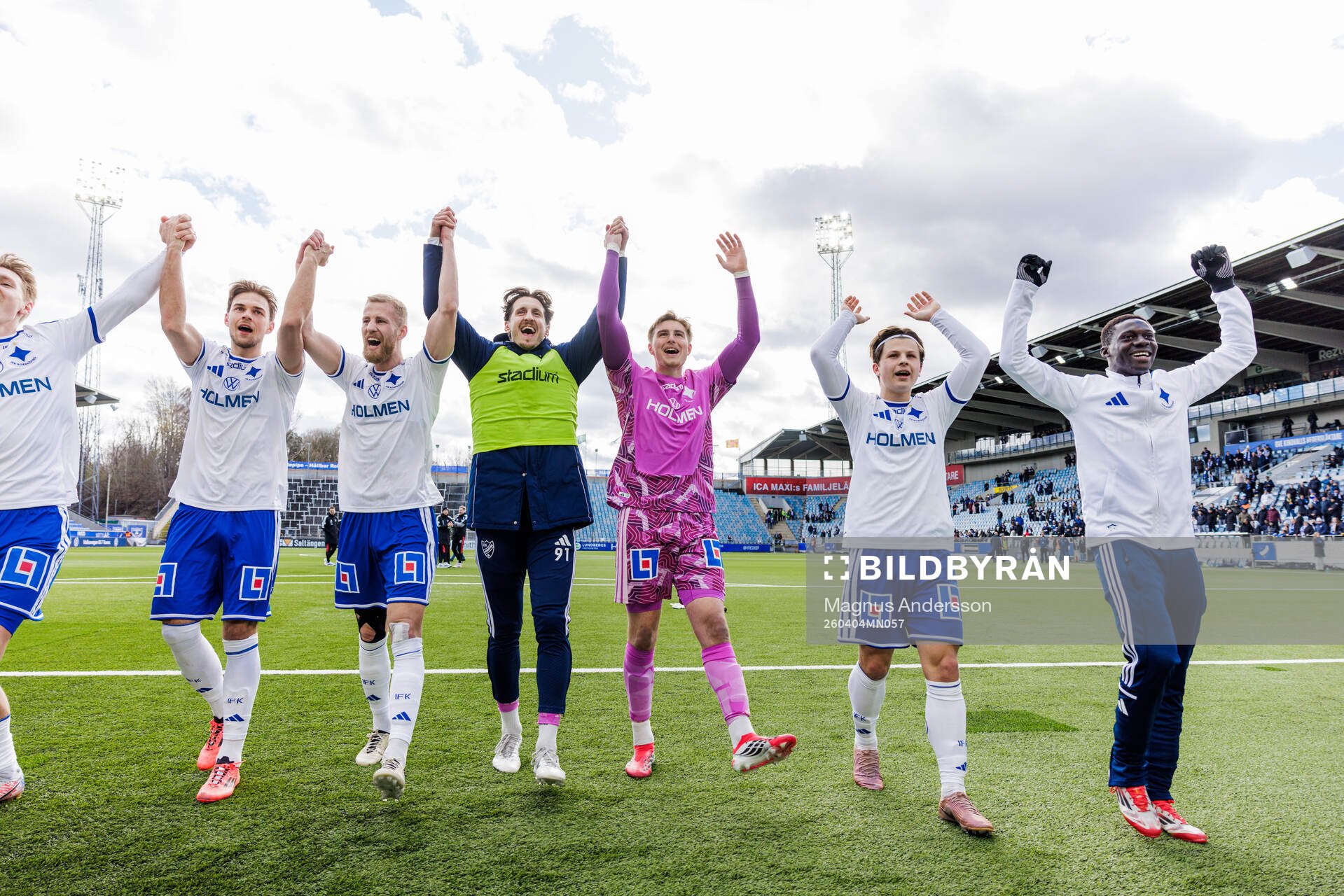 IFK Norrköpings spelare jublar