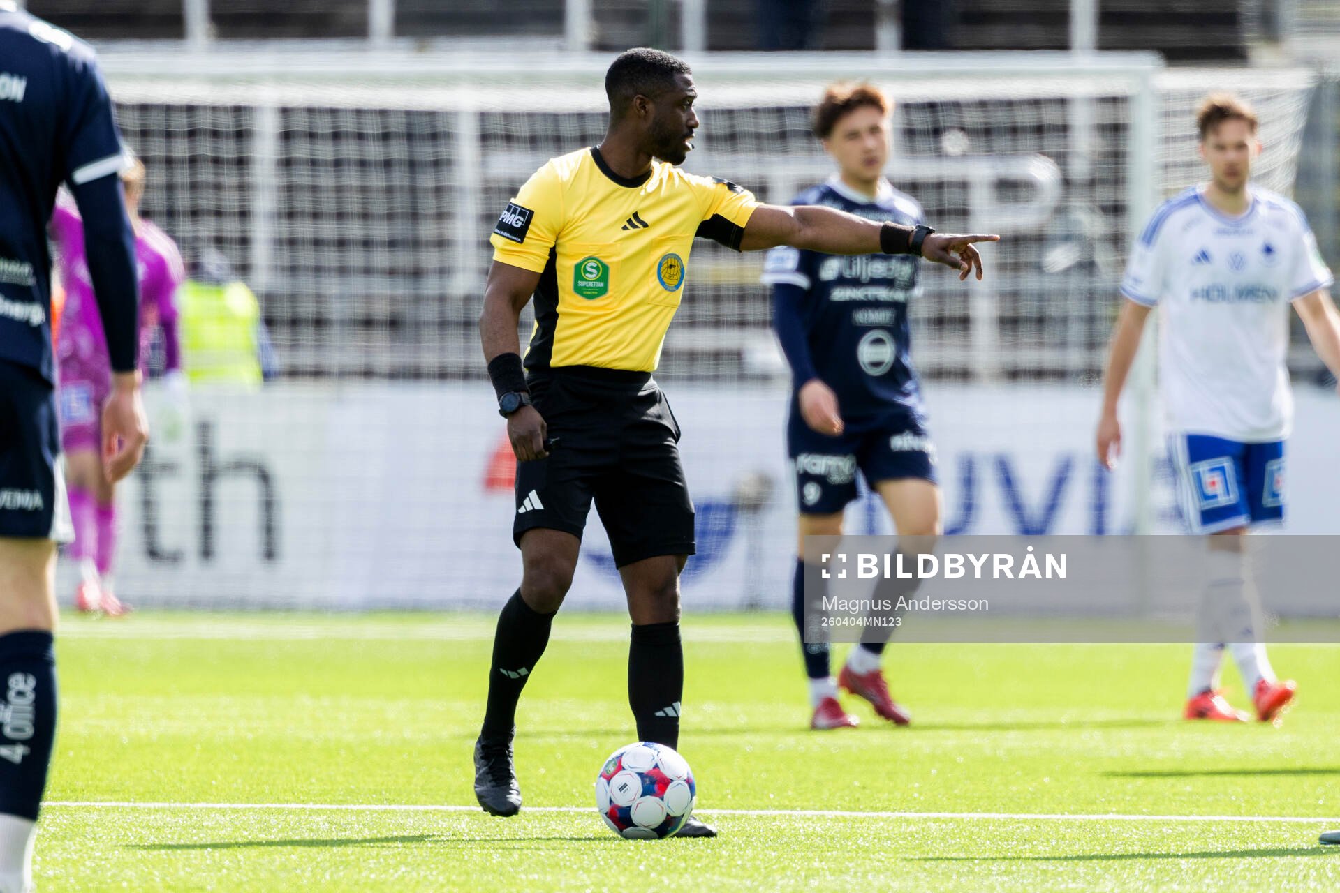 Domare Fredrik Oppong