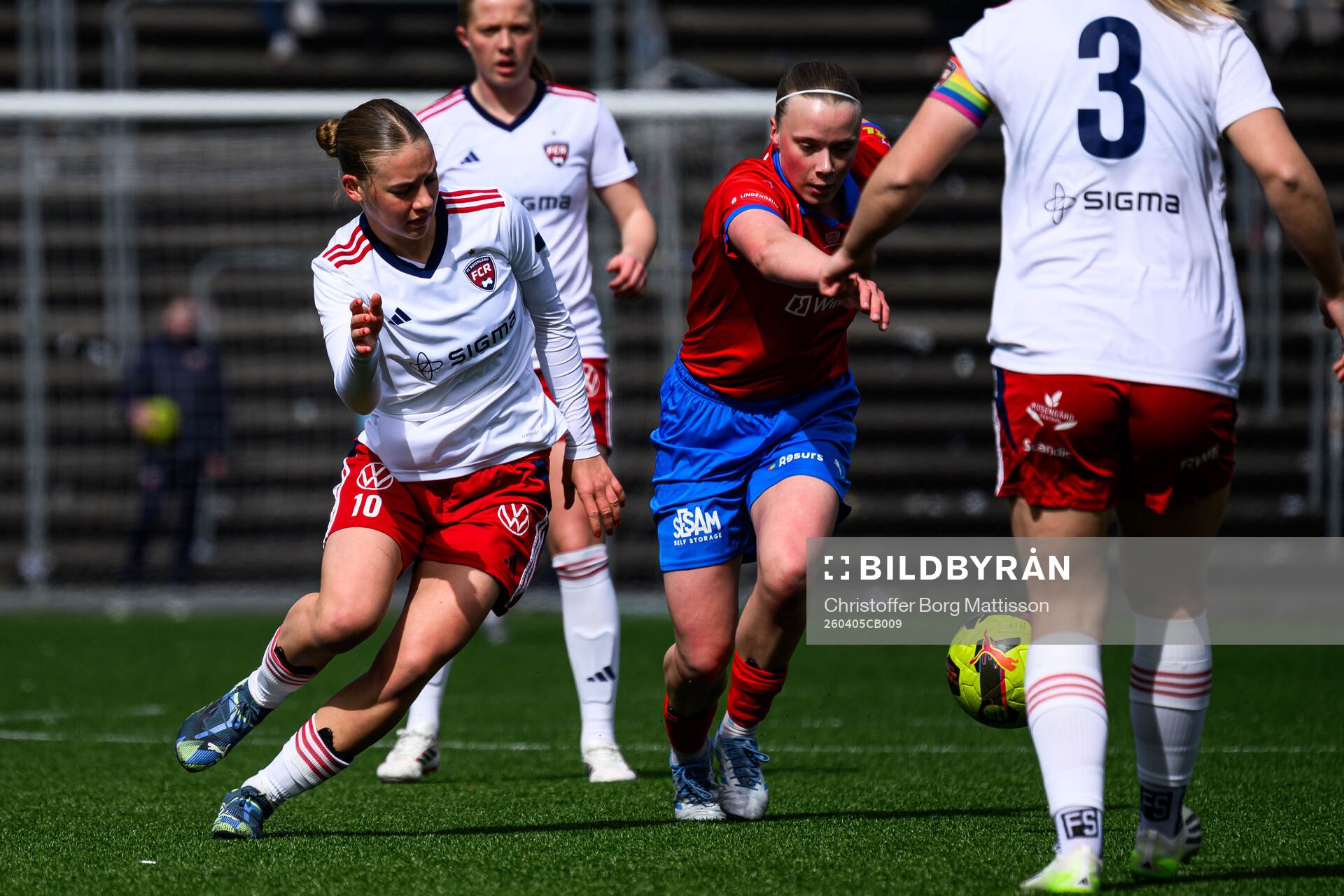 FC Rosengårds Elin Bengtsson och Helsingborgs Cornelia