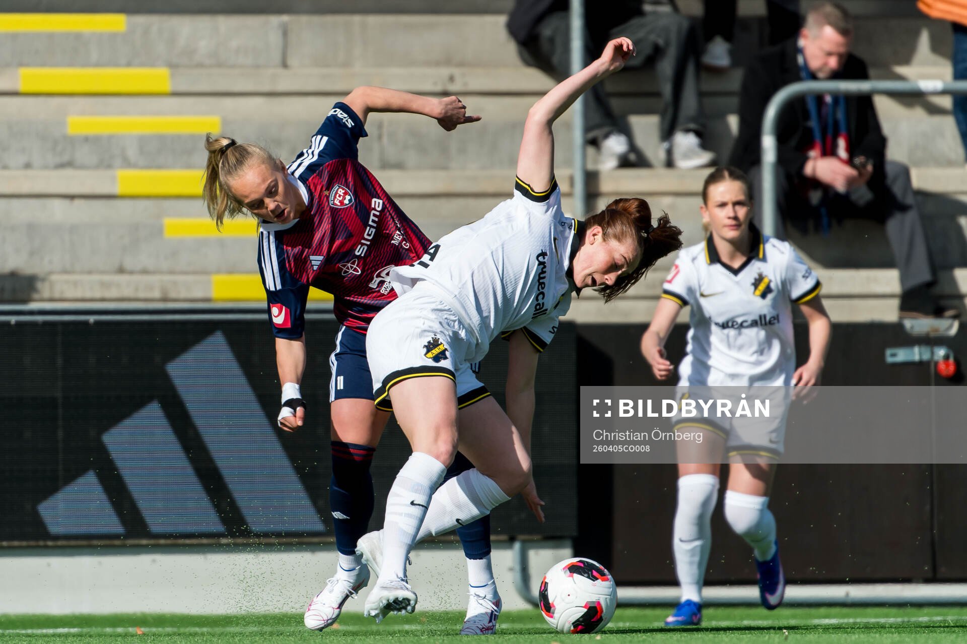 Rosengårds Molly Johansson och AIKs Ella Reidy