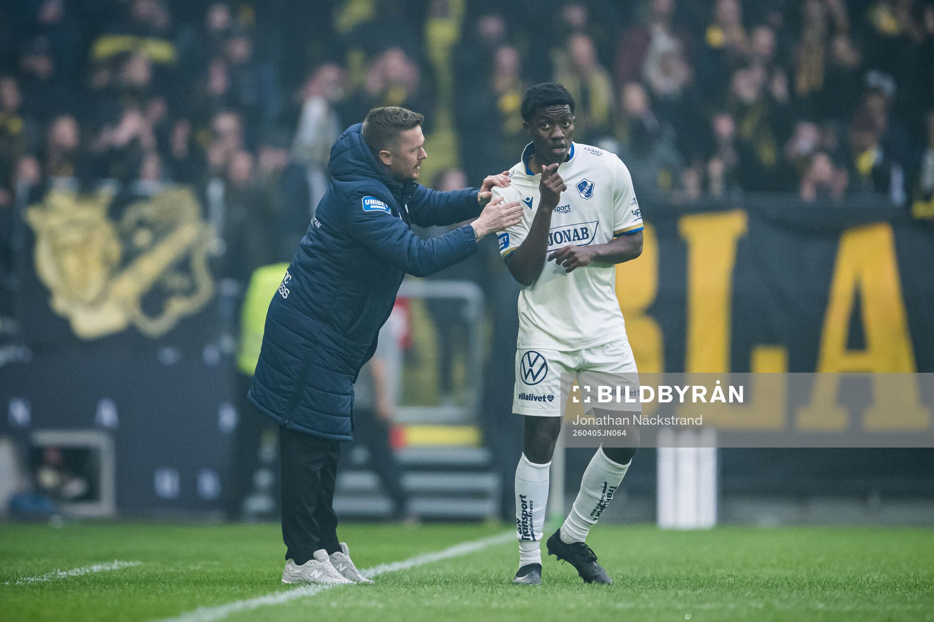 Halmstads tränare Johan Lindholm och Koudou Marvin Axel