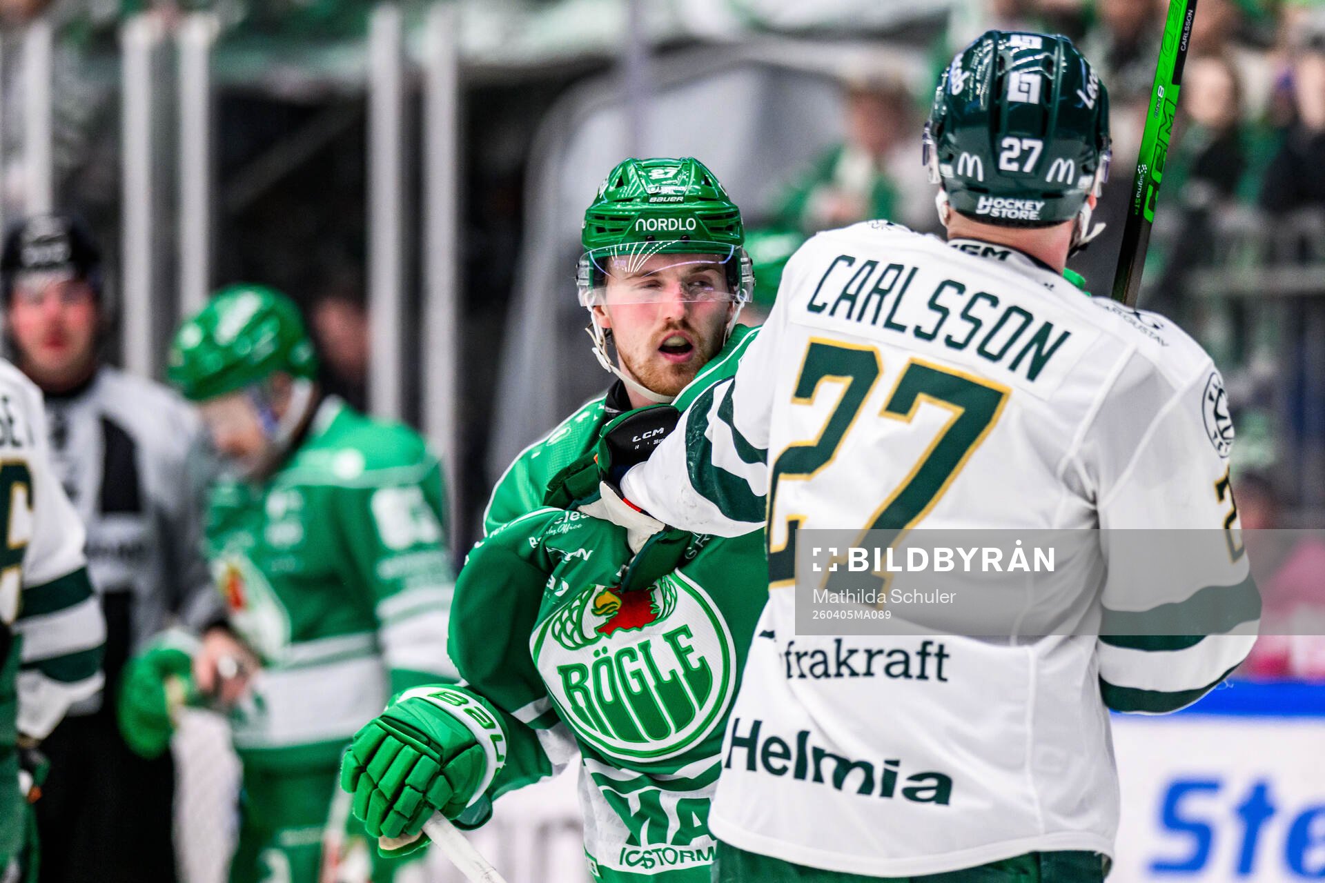 Rögles Linus Sjödin och Färjestads Gabriel Carlsson