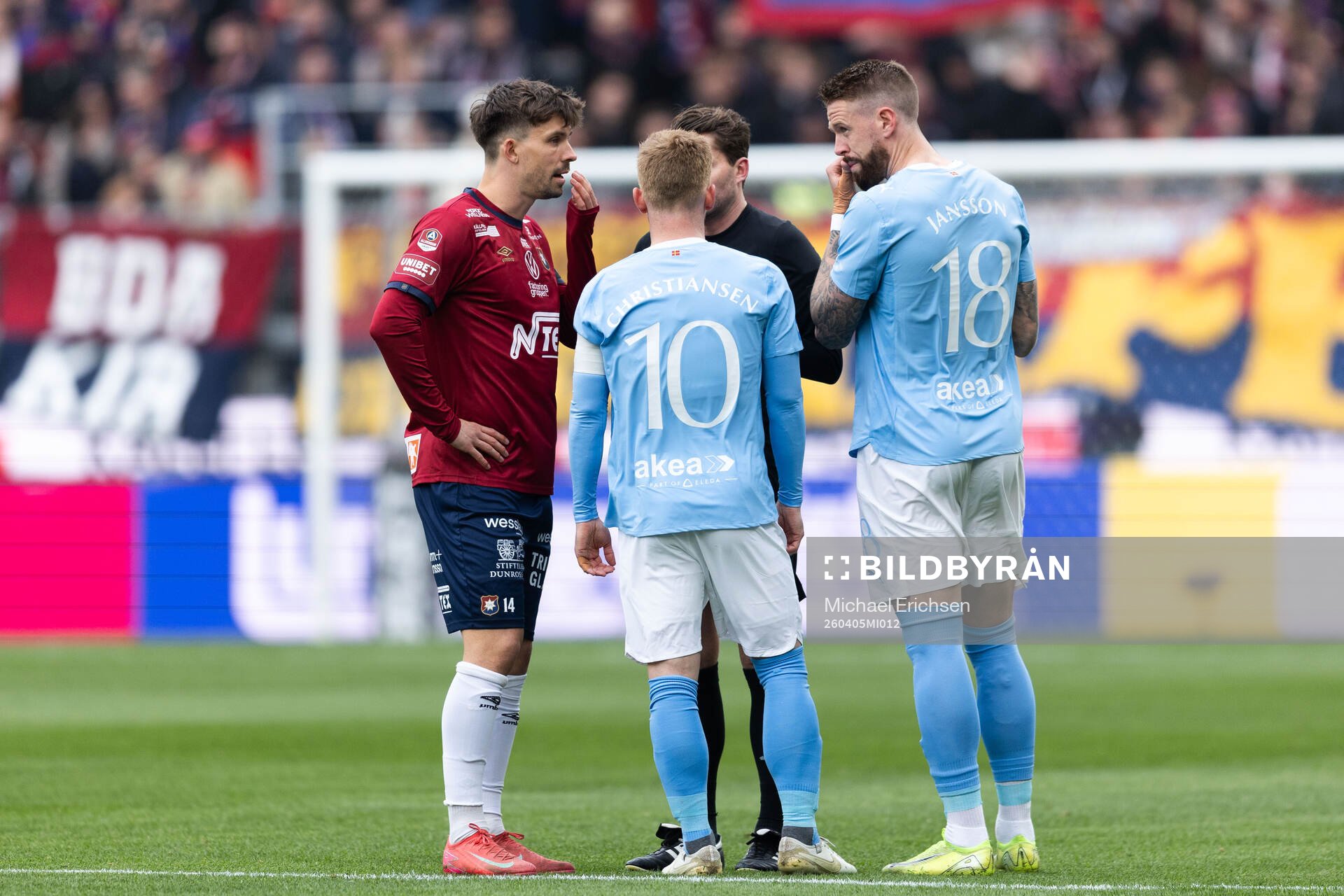Örgrytes Daniel Paulson, Malmö FFs  Anders Christiansen