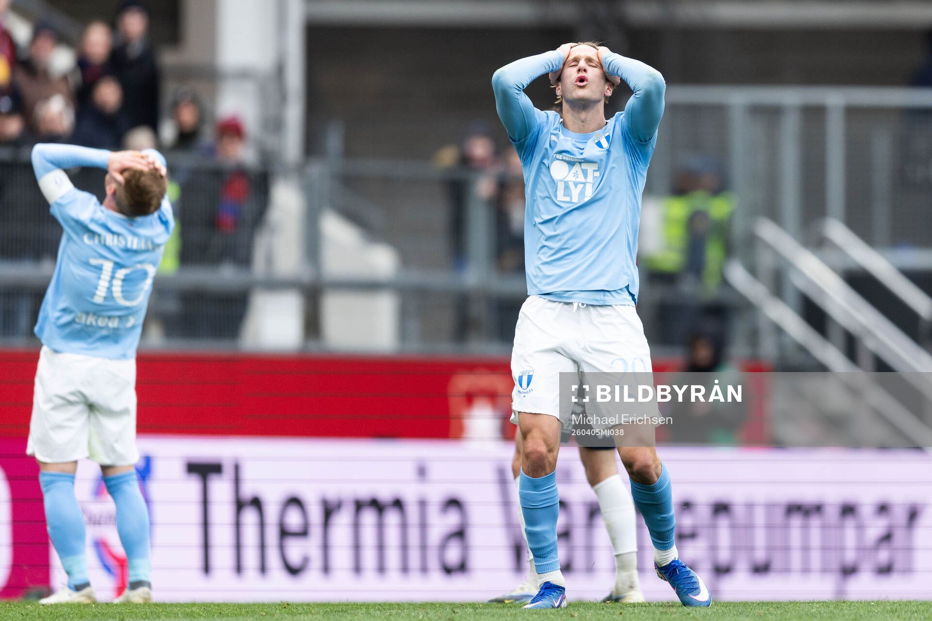 Malmö FFs Erik Botheim deppar