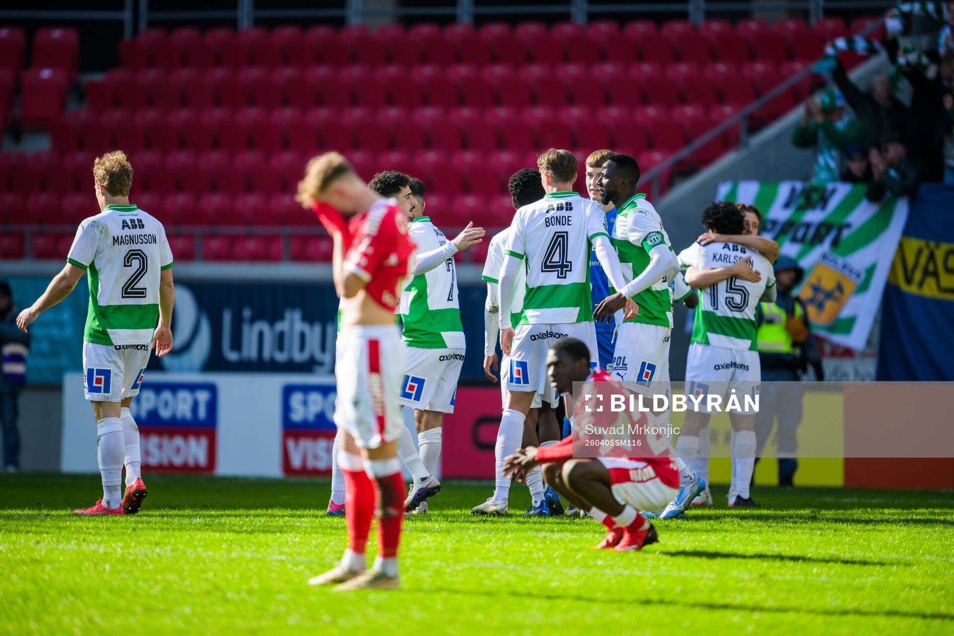 Västerås spelare jublar