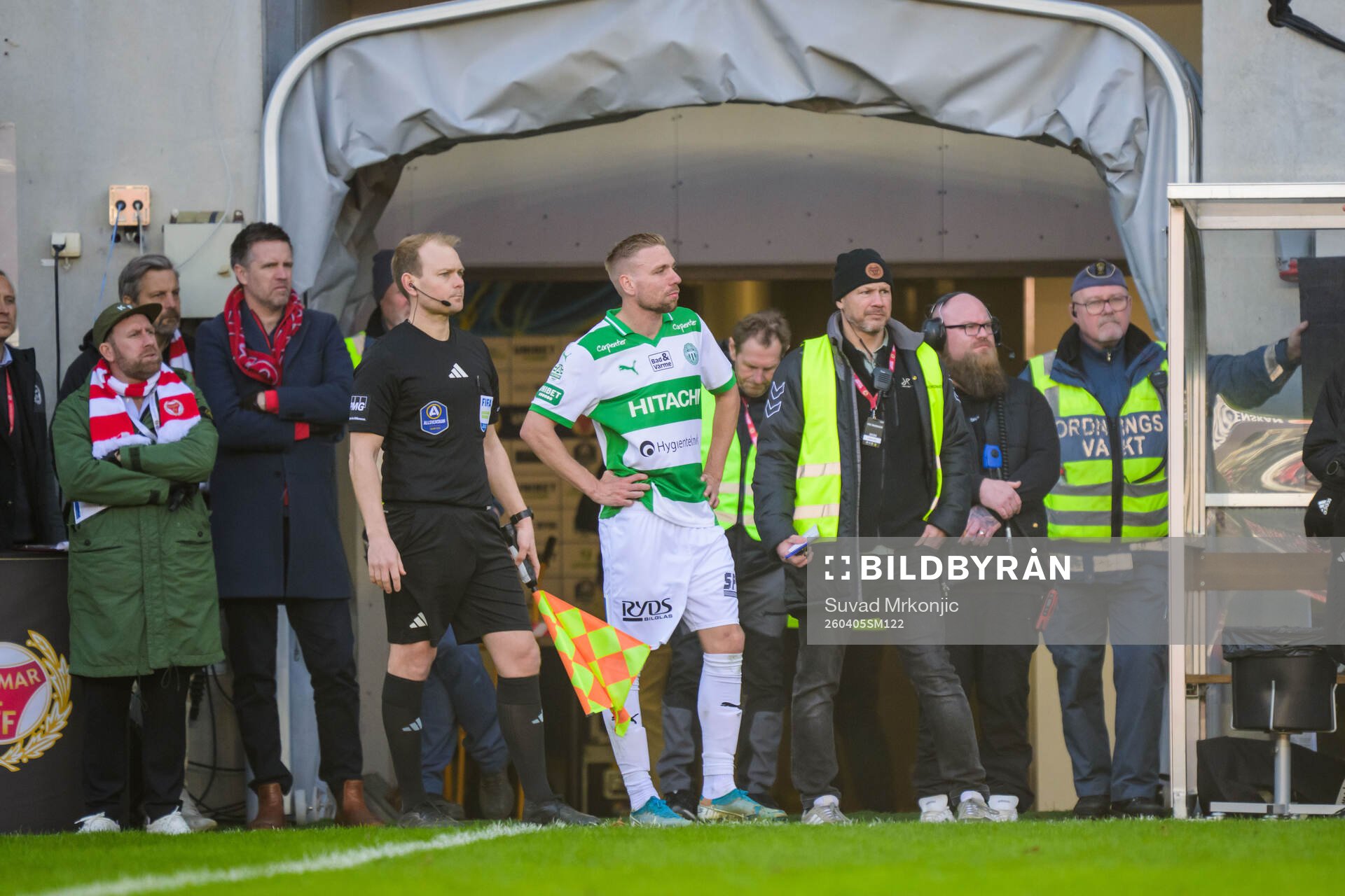 Västerås Jonathan Ring lämnar planen