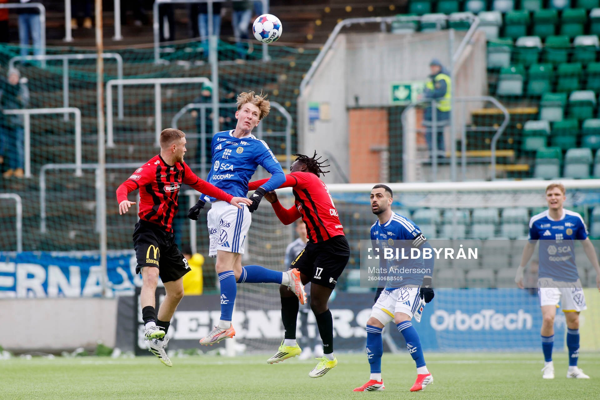 GIF Sundsvalls Hugo Aviander och Nordic United FCs Teo