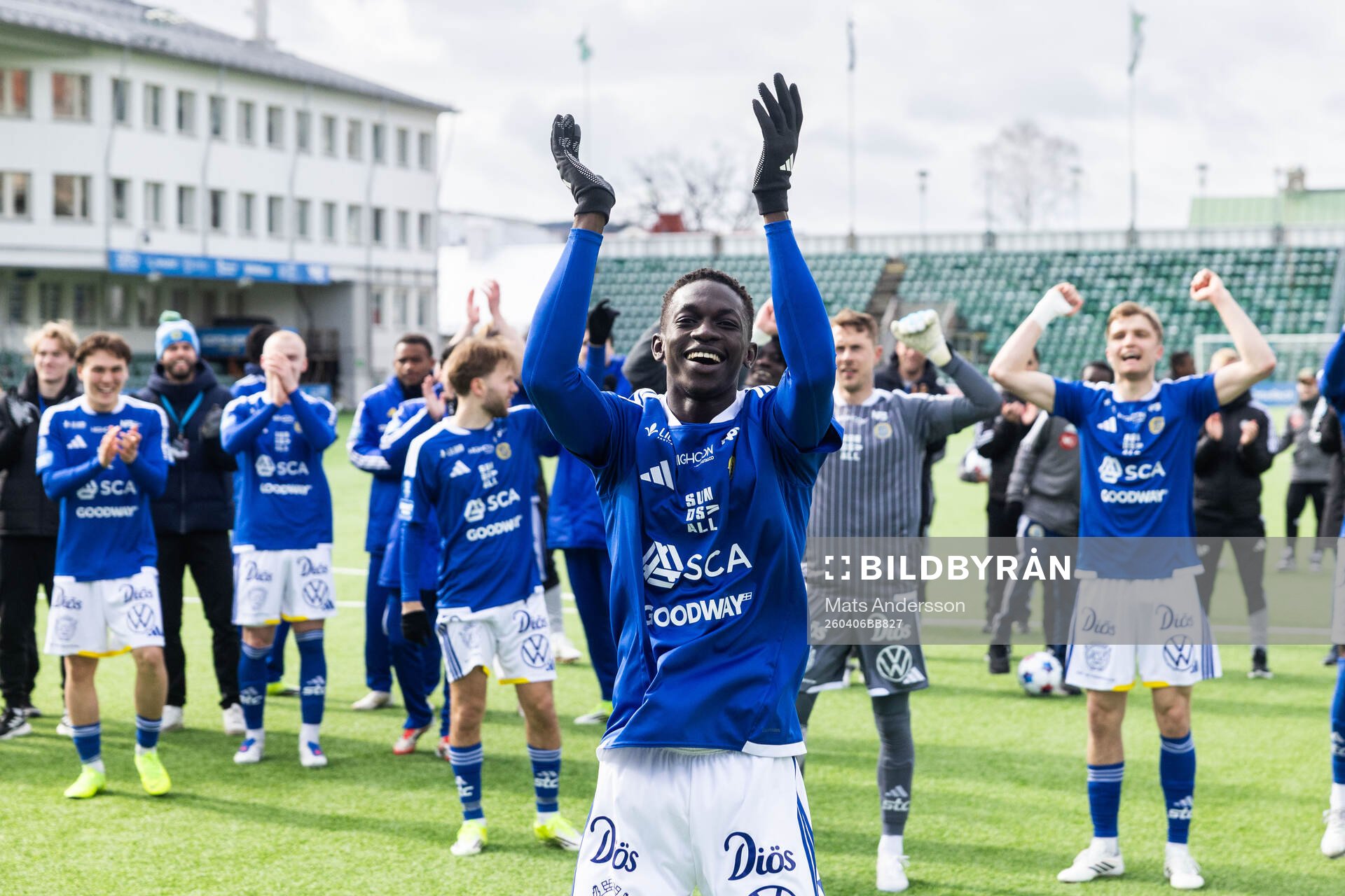 GIF Sundsvalls Suwaibou Kebbeh jublar