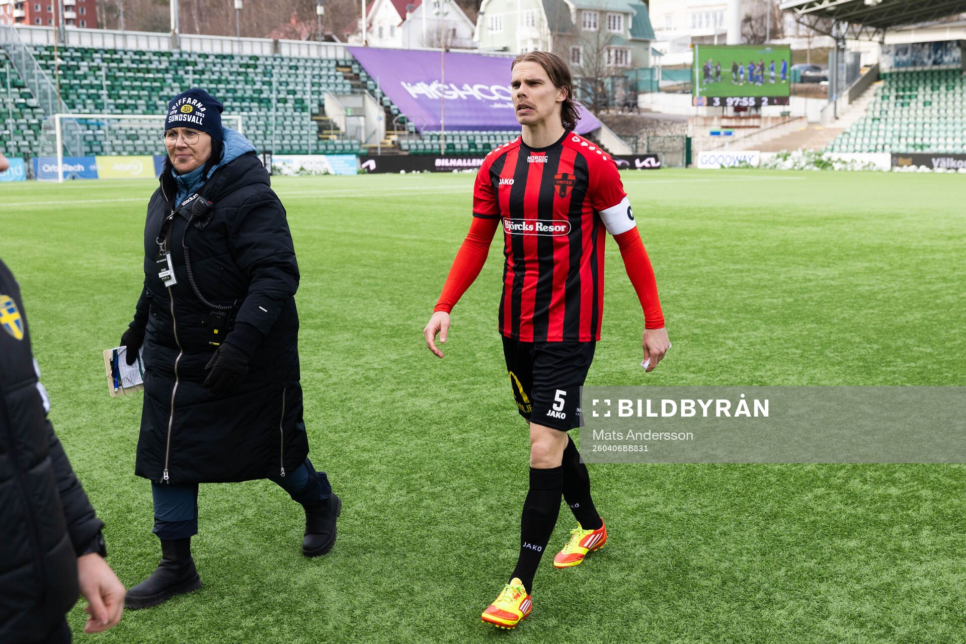 Nordic United FCs Elias Andersson deppar