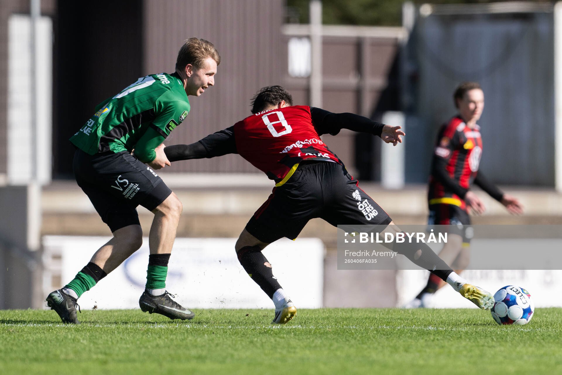 Varbergs Axel Vidjeskog och Östersunds Emil Özkan