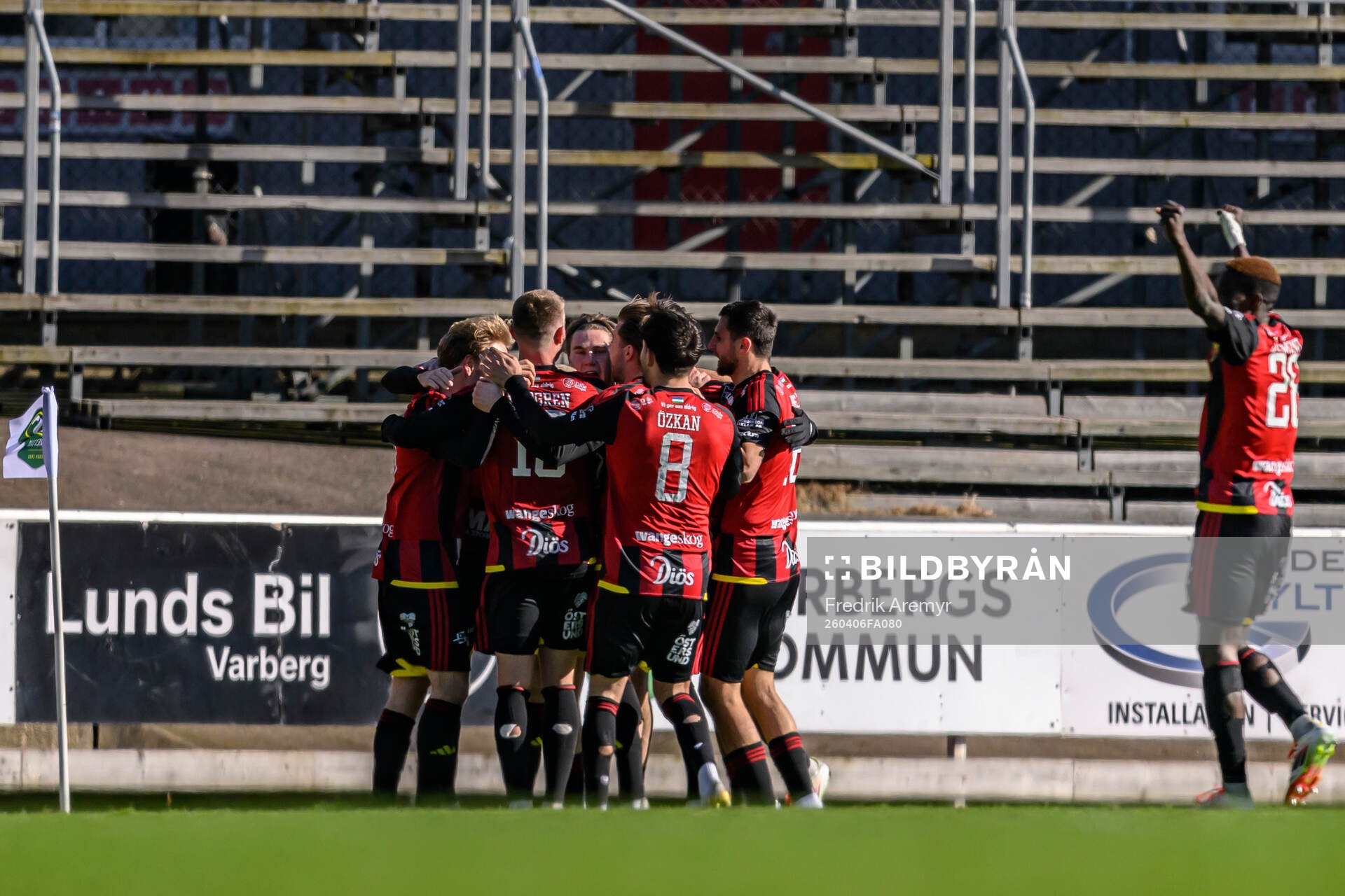 Östersunds spelare jublar