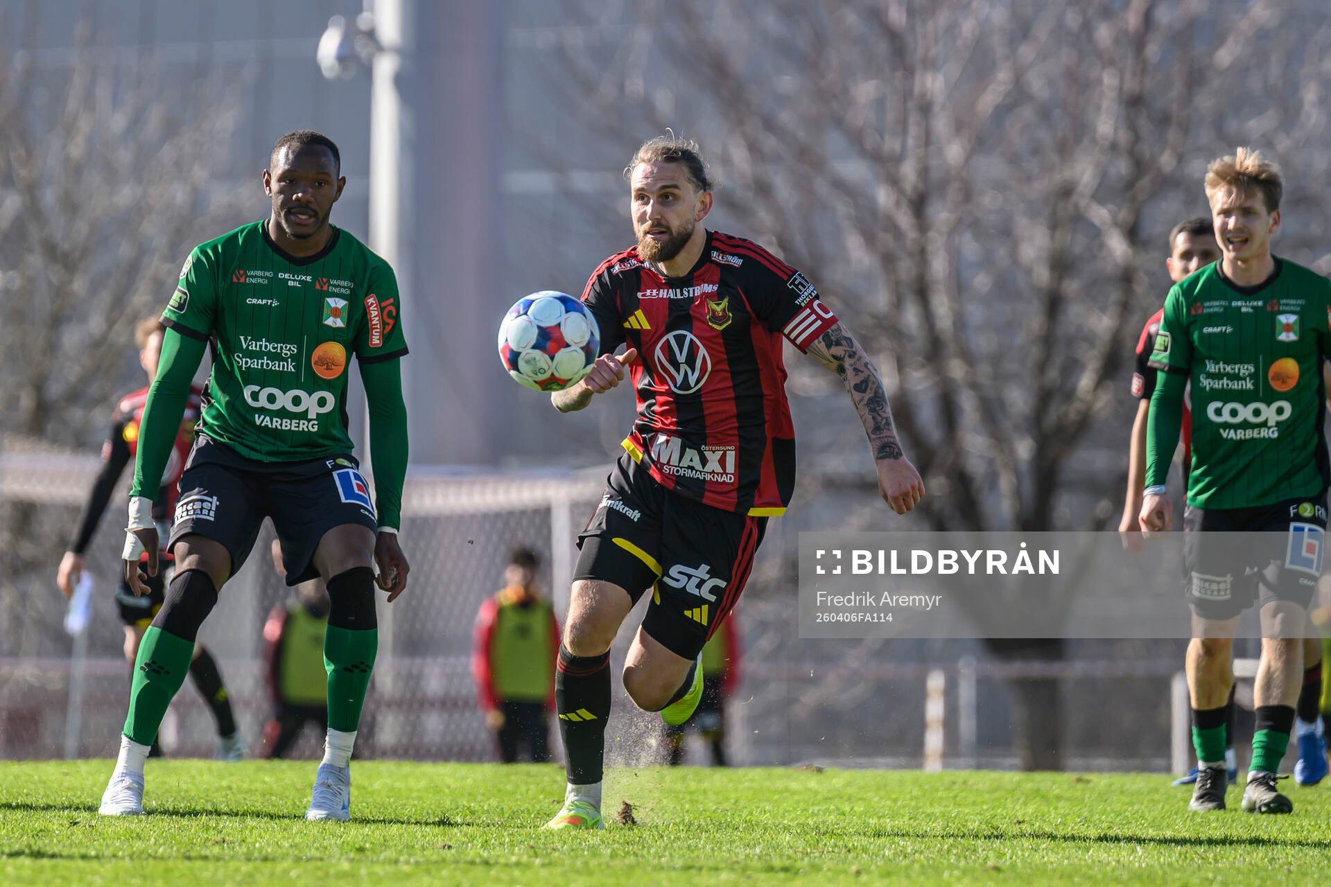 Varbergs Shanyder Borgelin och Östersunds Ali Suljic