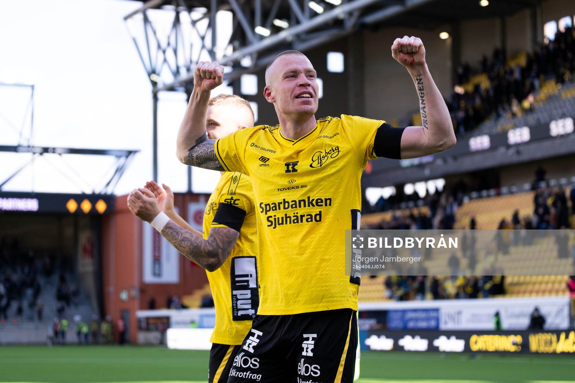 Elfsborgs Thomas Isherwood jublar