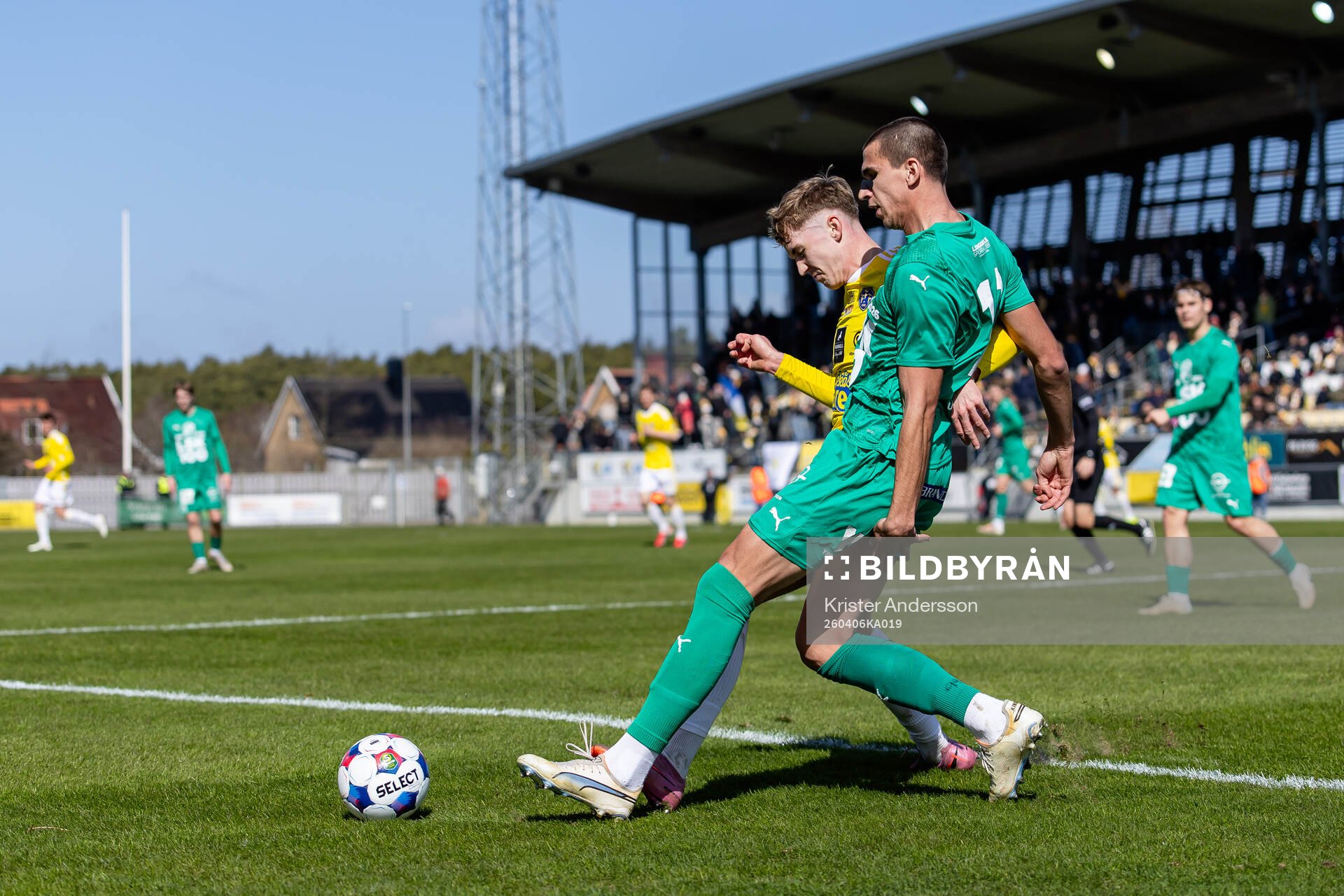 Falkenbergs Hampus Källström och Ljungskiles Ivan Maric
