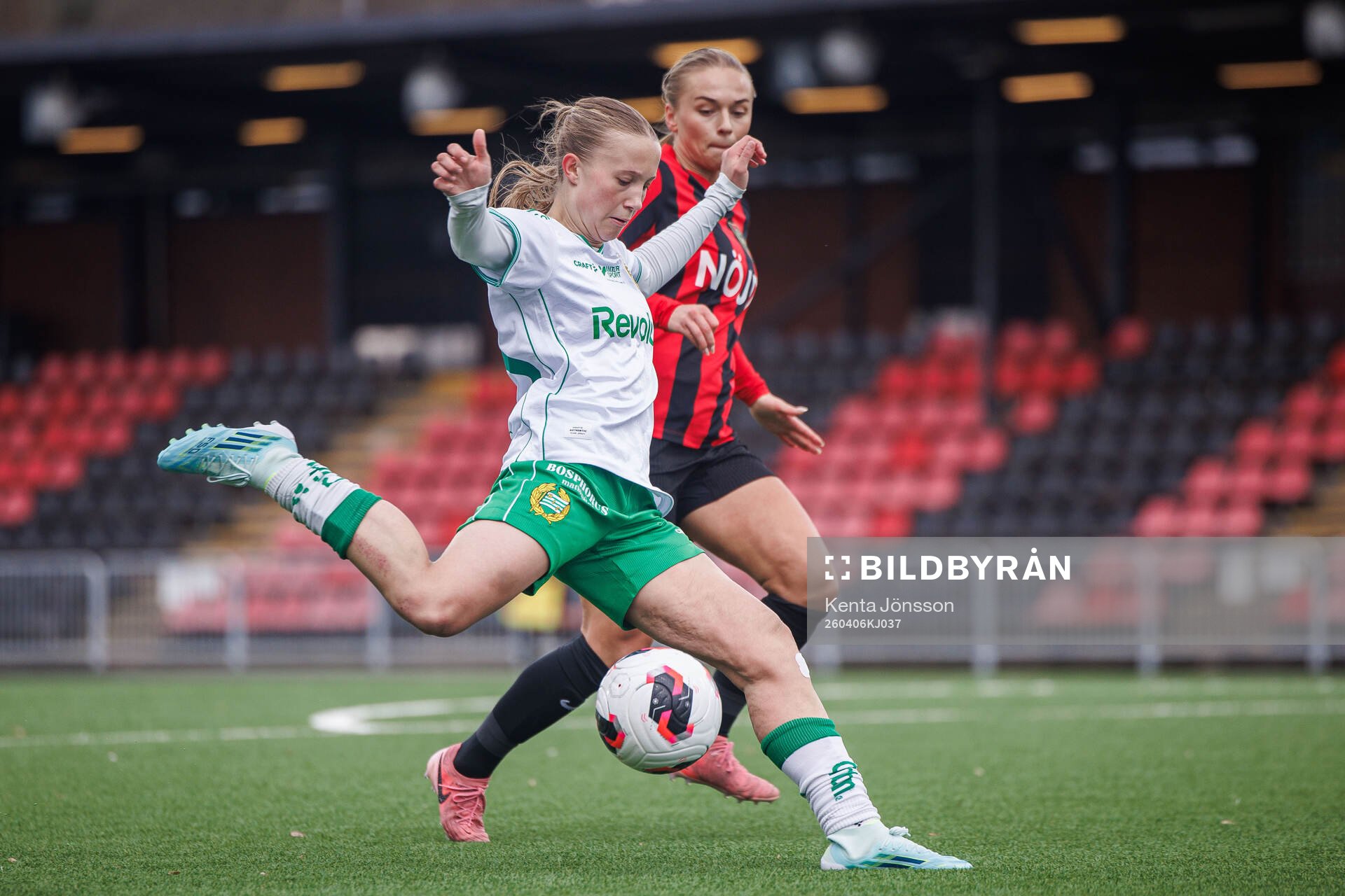 Hammarbys Fanny Peterson och Brommapojkarnas Villemo