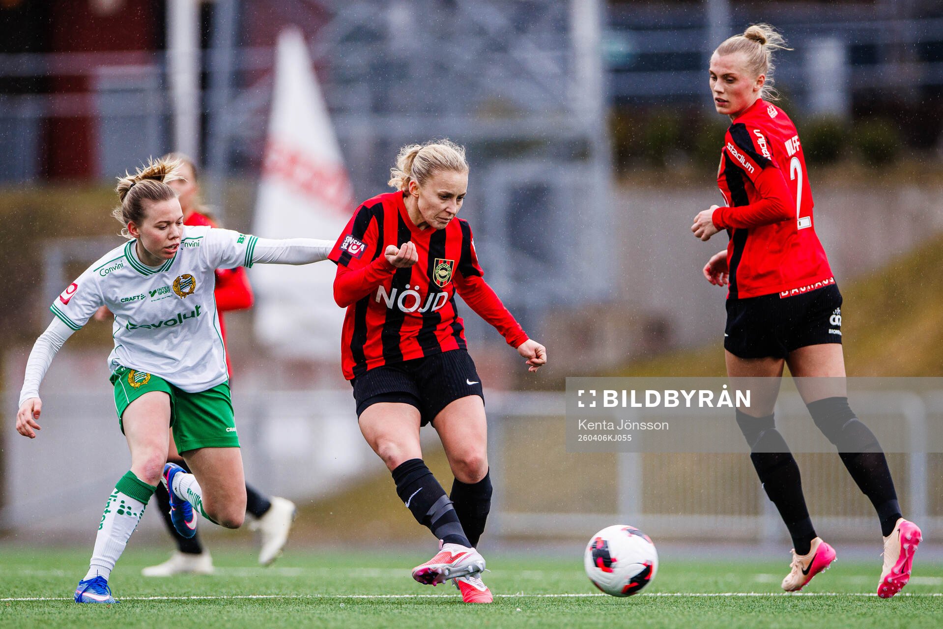 Hammarbys Bea Sprung och Brommapojkarnas Ellen Gibson