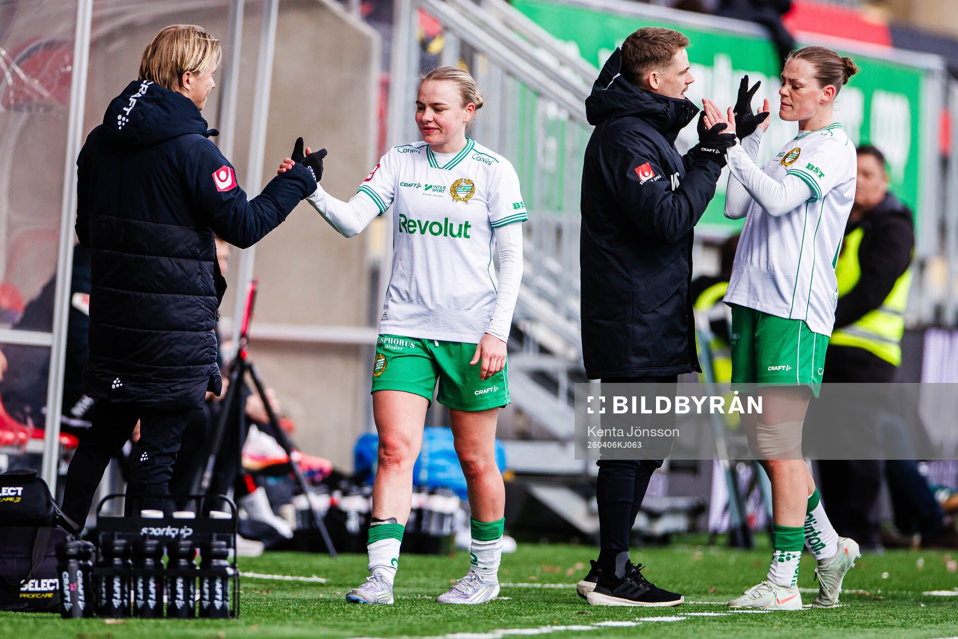 Hammarbys Mari Nyhagen tackas av assisterande tränare