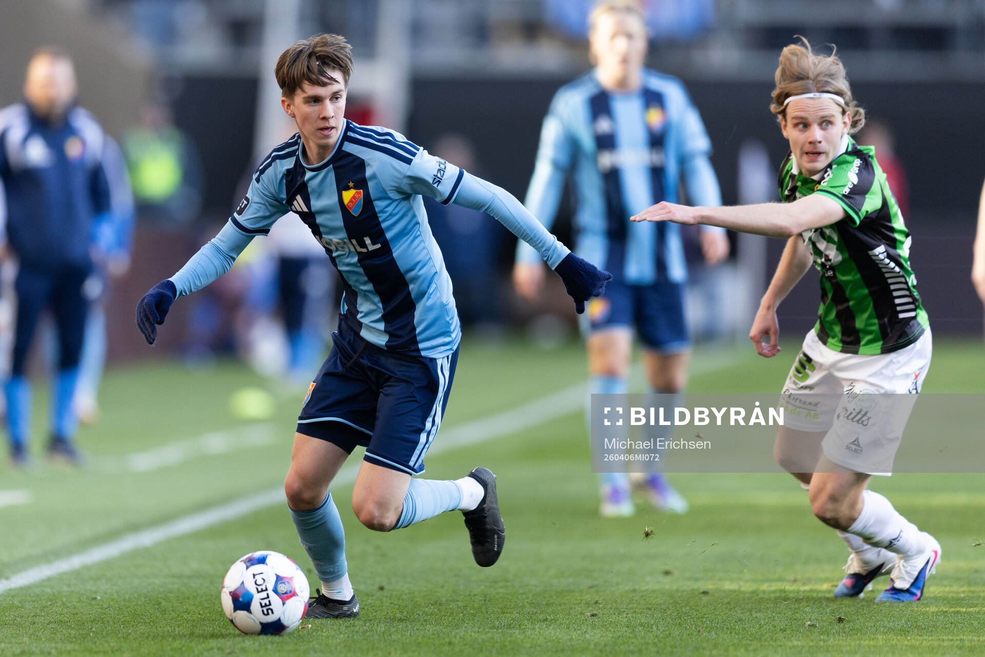 Djurgårdens Max Larsson och GAIS Oscar Pettersson