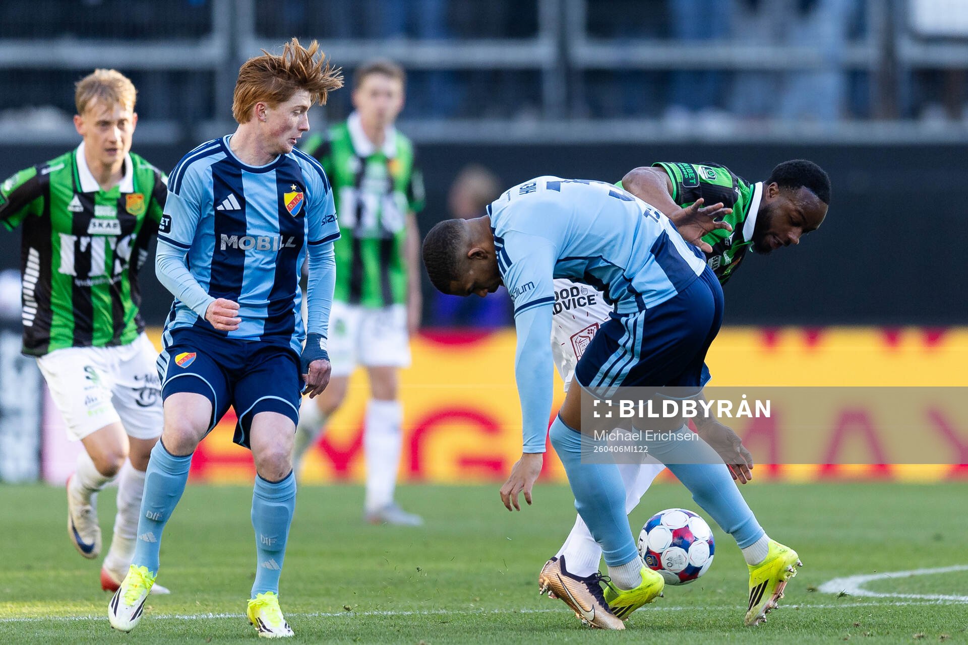 Djurgårdens Leon Hien och GAIS Shalom Ekong