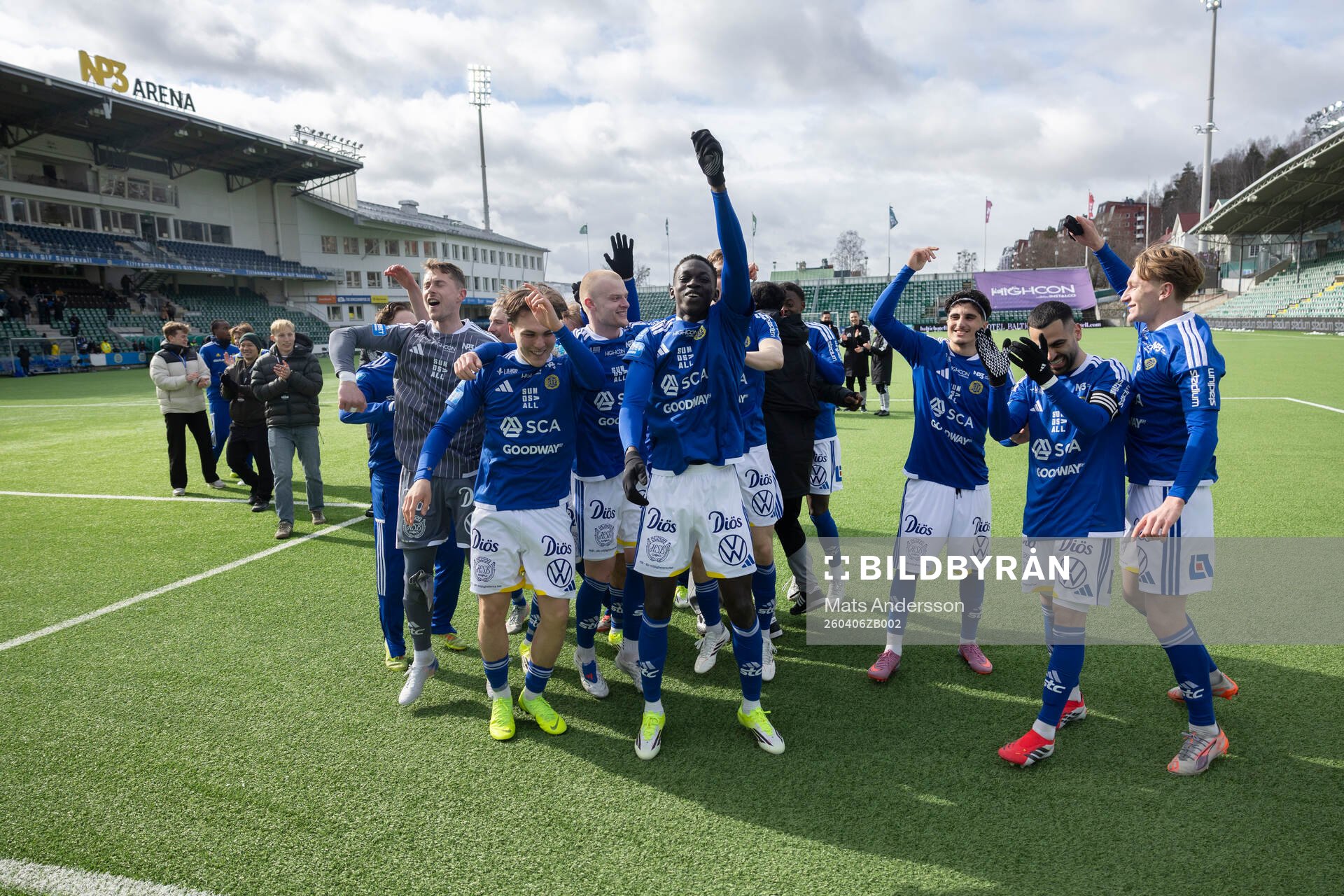 GIF Sundsvalls spelare jublar