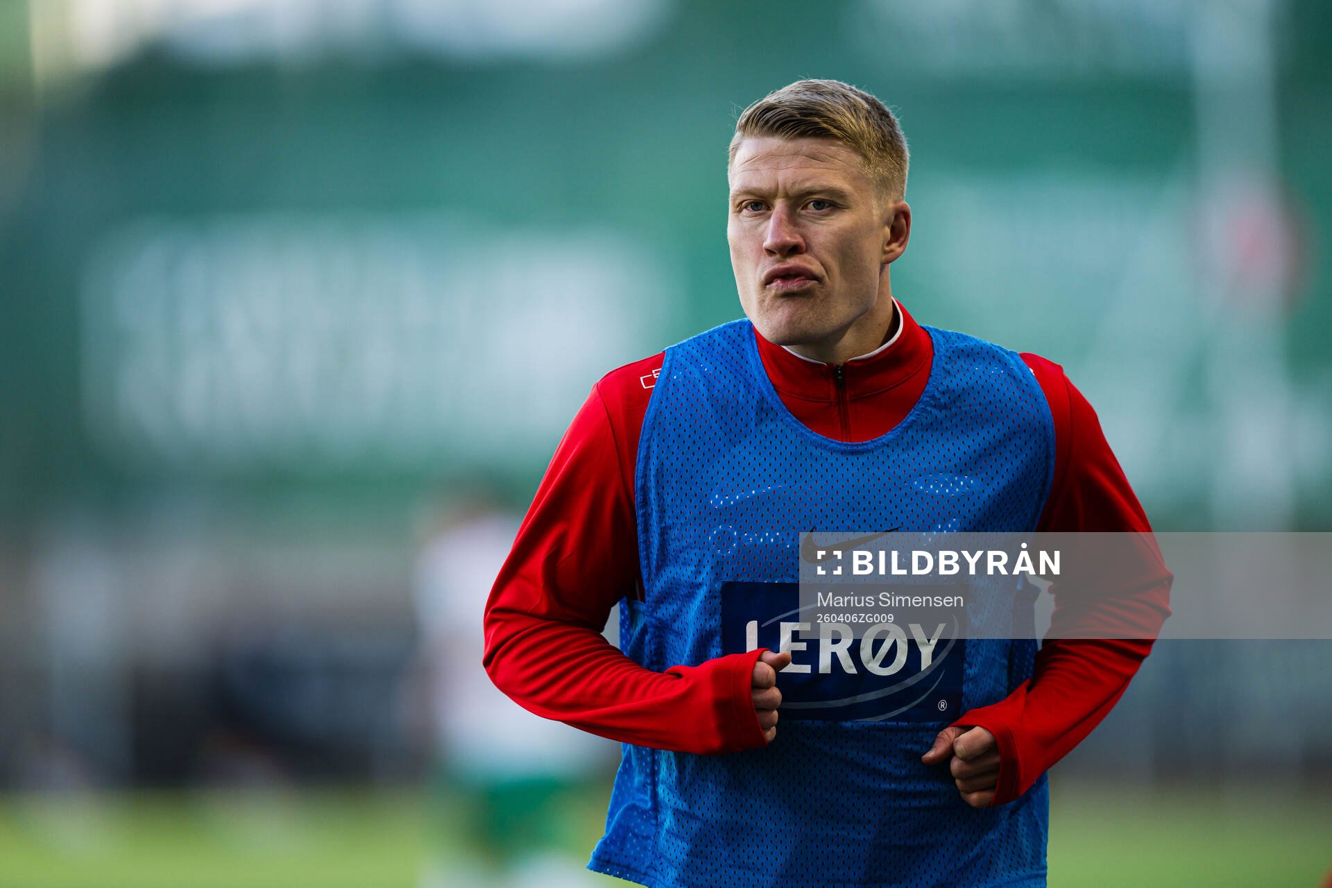 Kristian Eriksen of Brann warms up