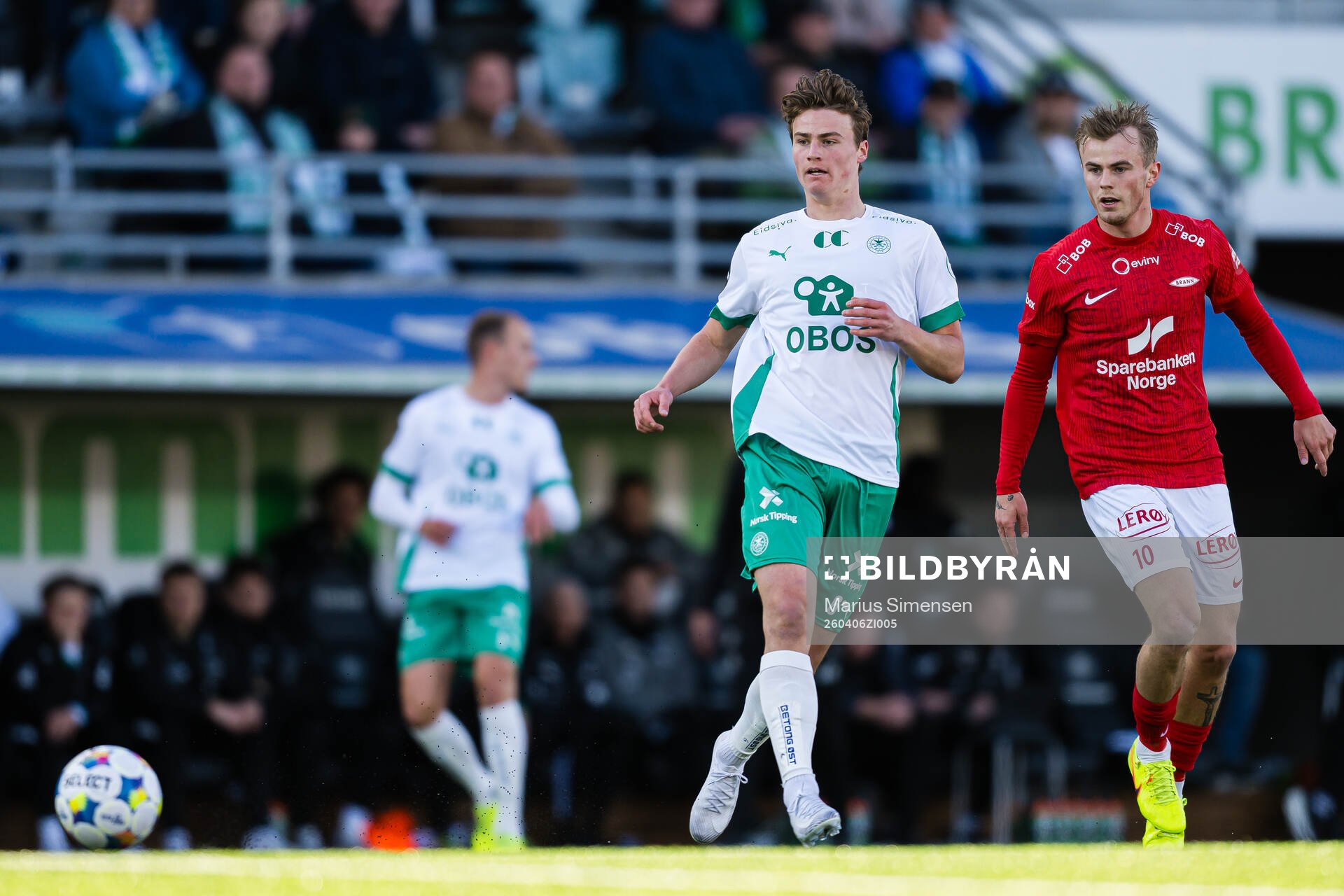 William Osnes-Ringen of HamKam and Kristall Mani Ingason of