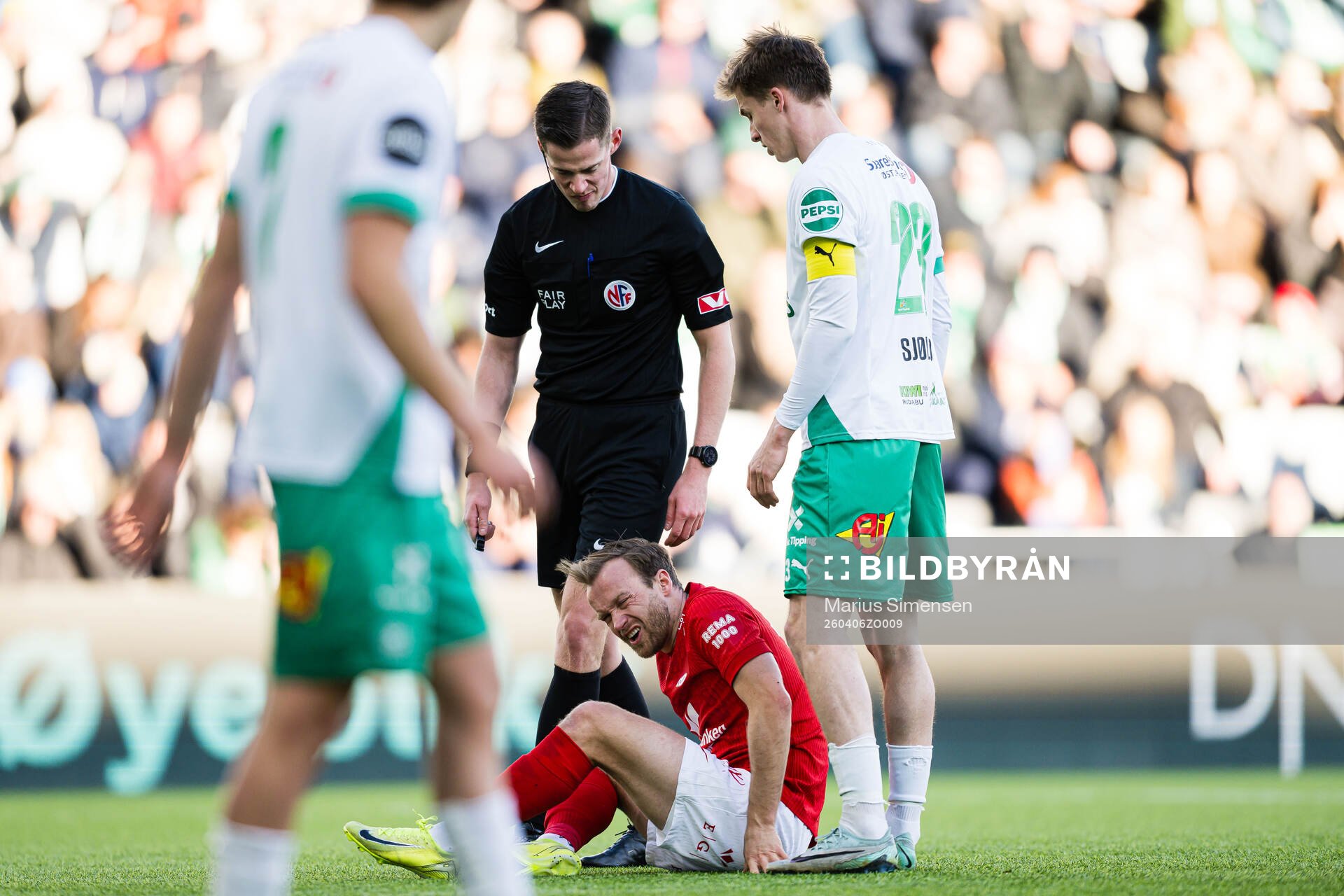 Bård Finne of Brann in pain