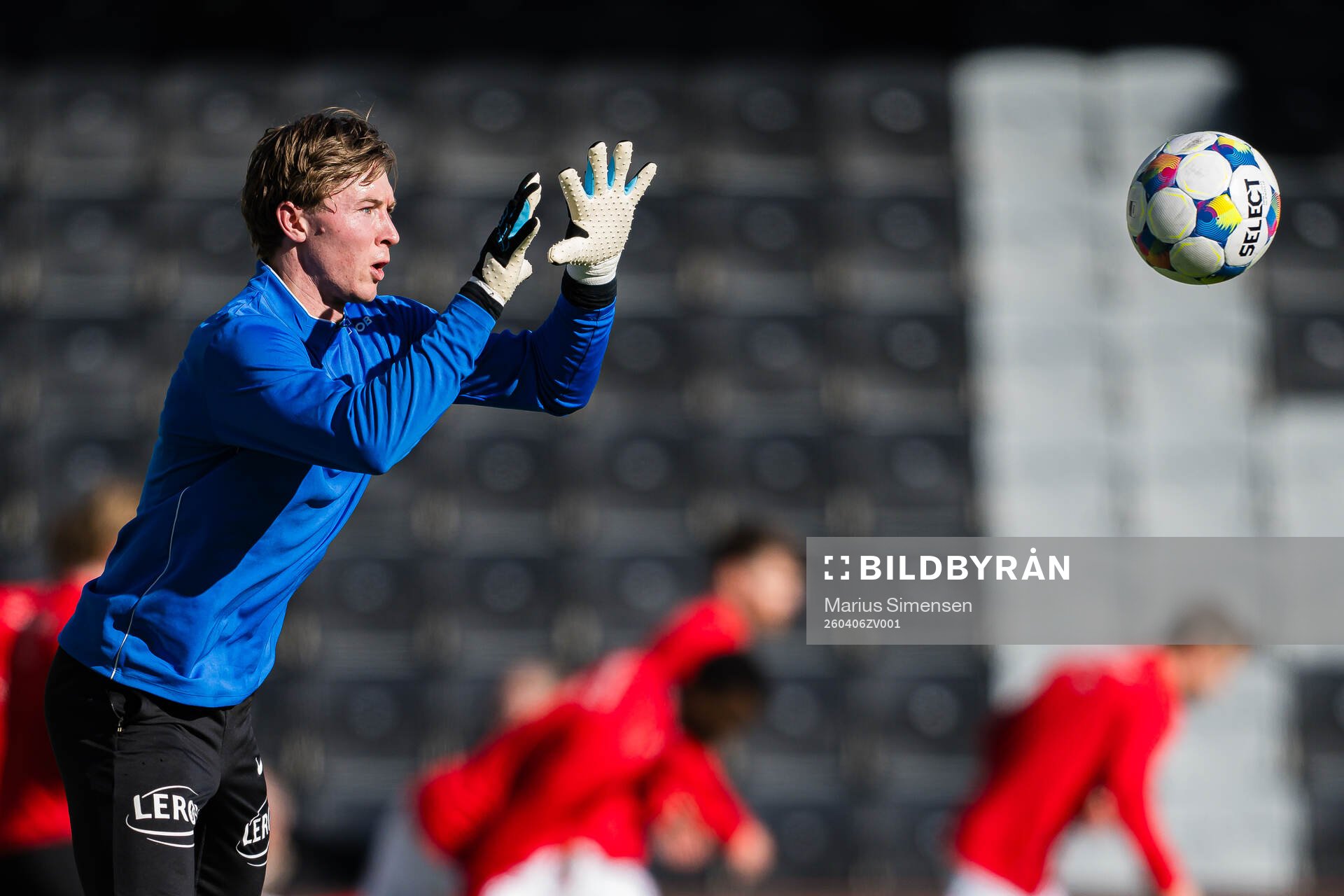 Goalkeeper Mathias Dyngeland of Brann warms up
