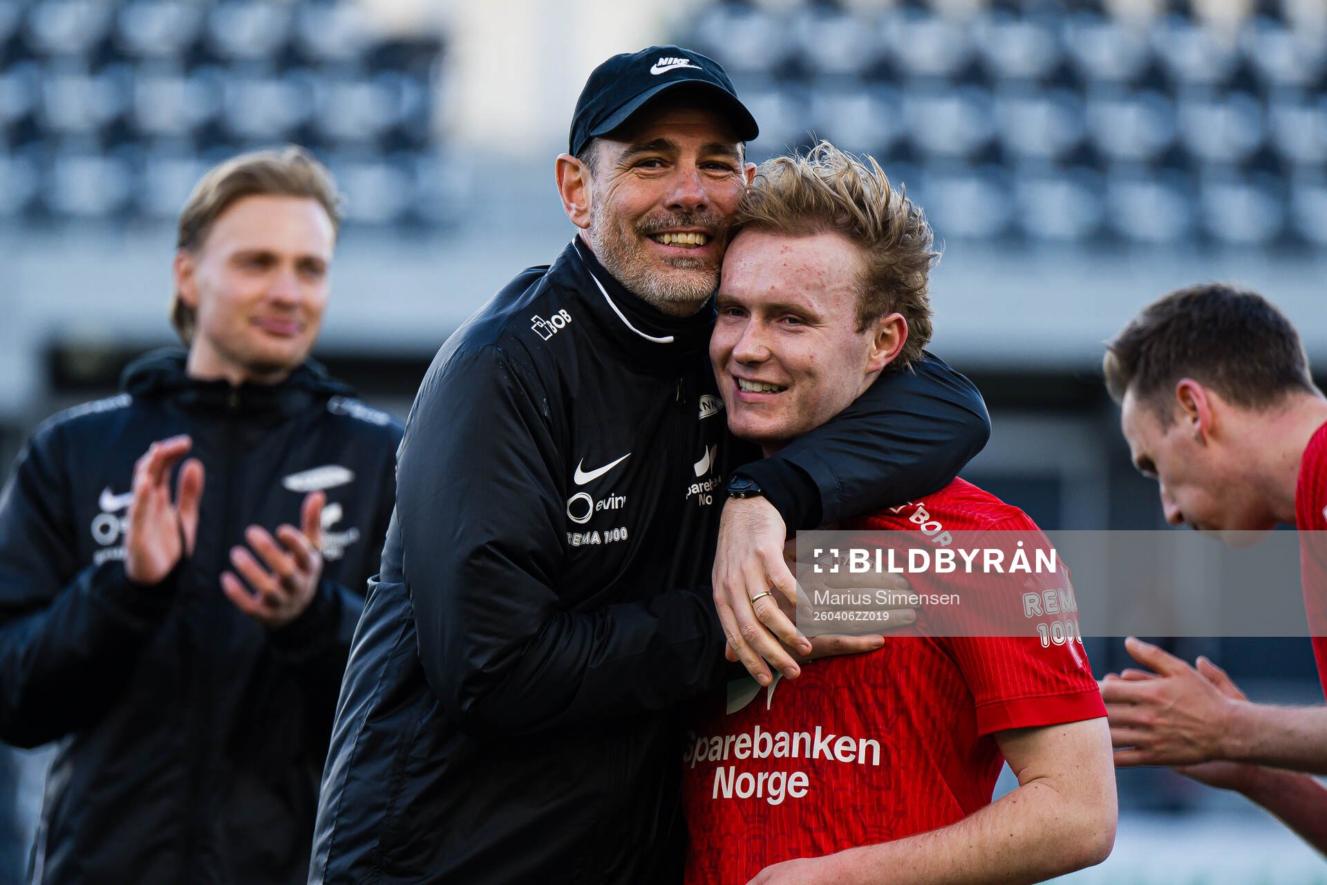 Head coach Freyr Alexandersson and Markus Haaland of Brann