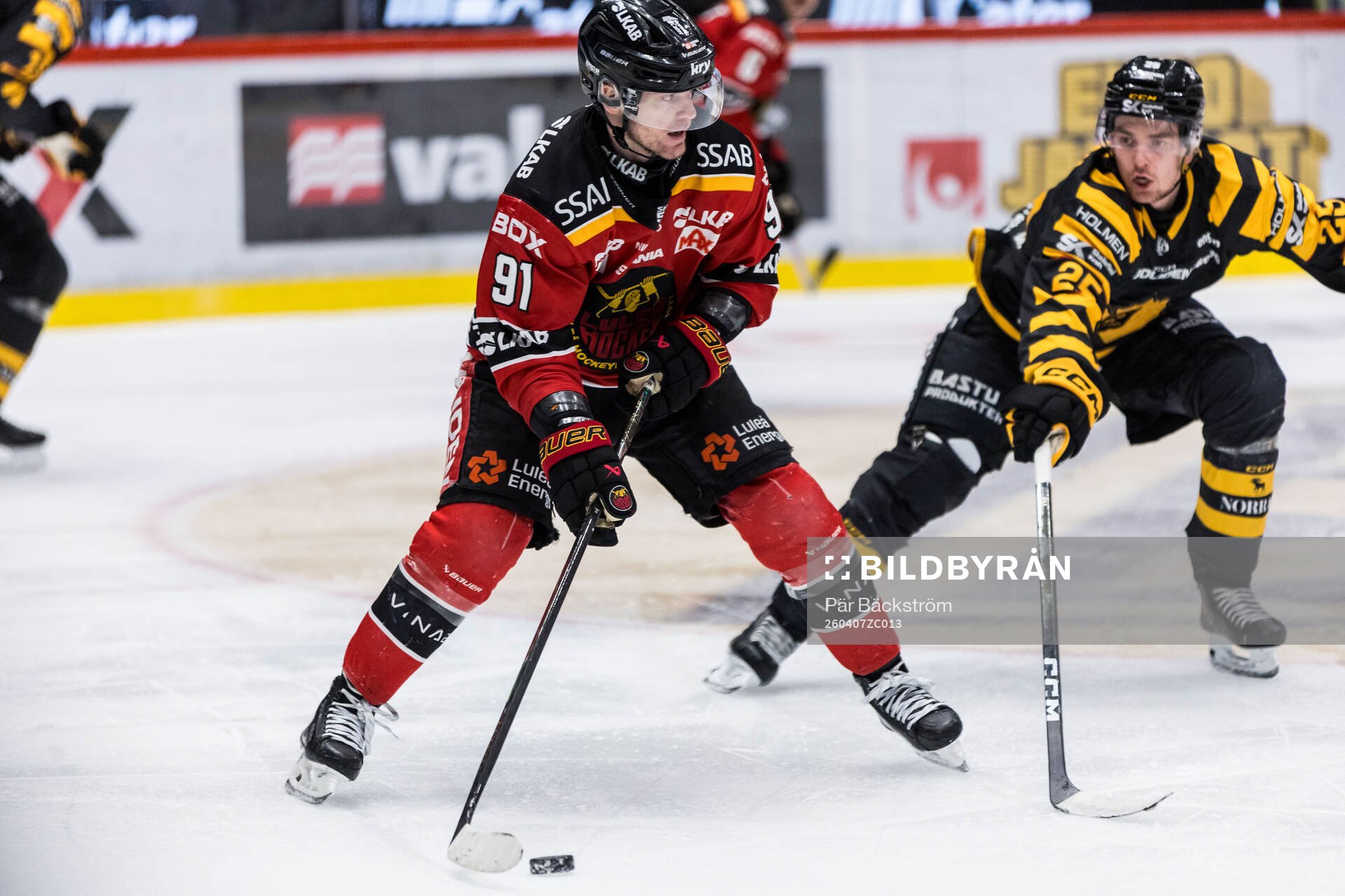 Luleås Brian O'Neill och Skellefteås Pontus Johansson