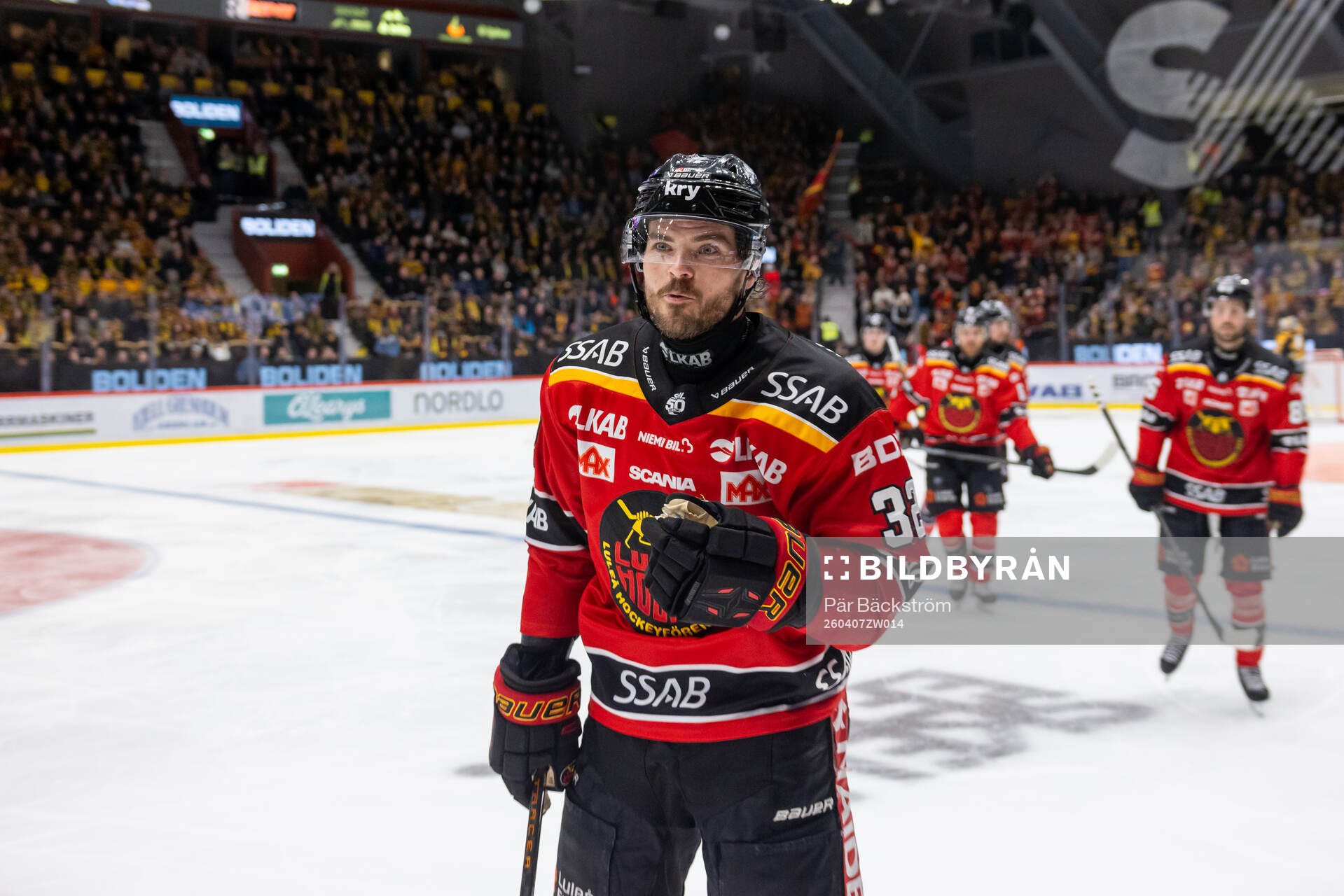 Luleås Oscar Engsund jublar