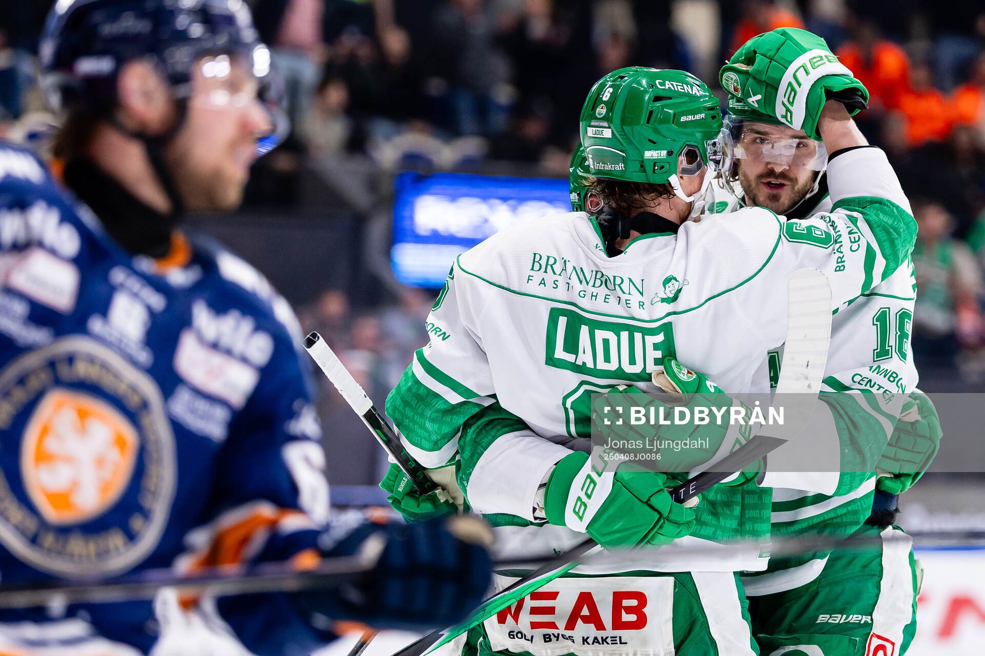 Rögles Paul Ladue och Dennis Everberg jublar