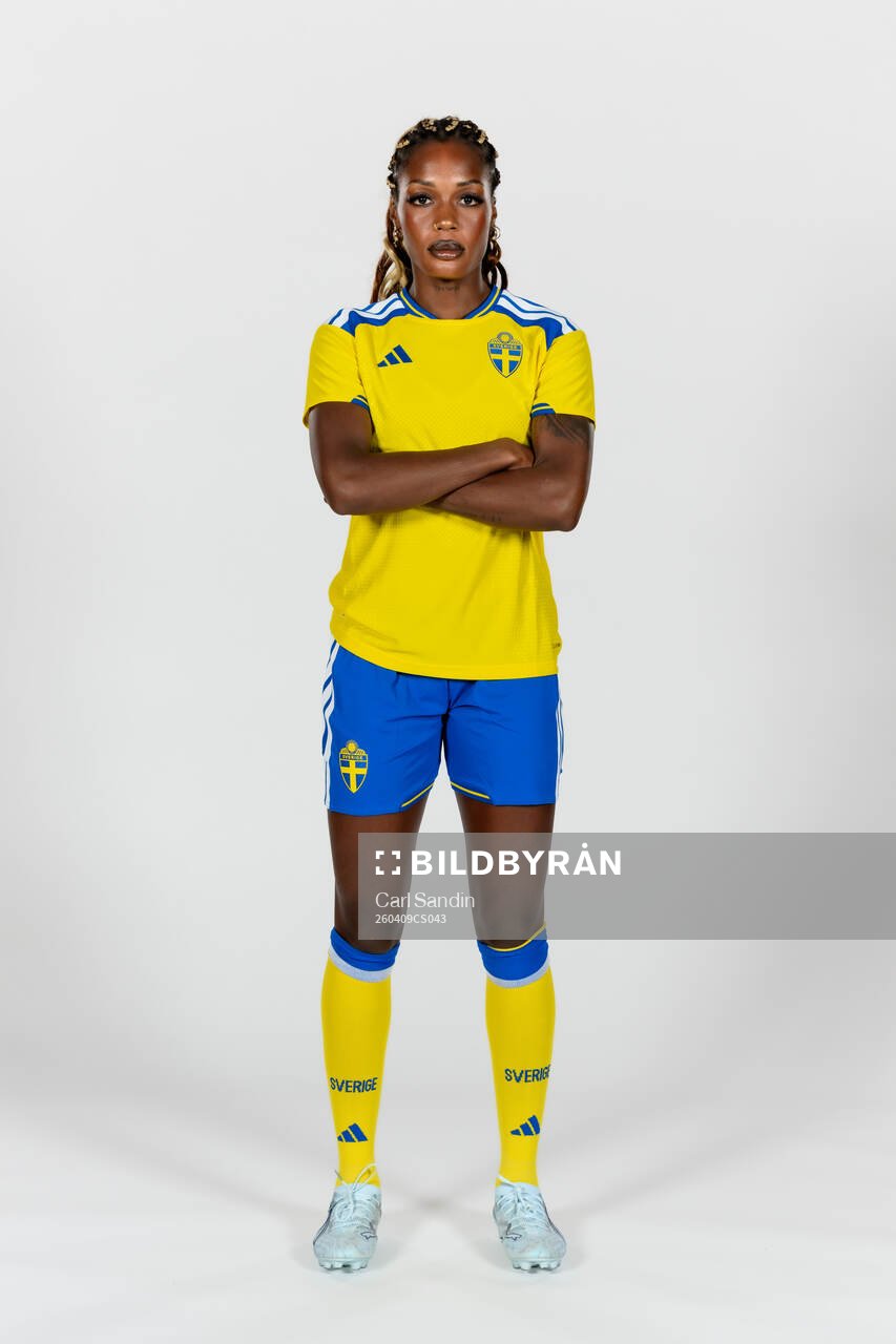 Evelyn Ijeh of the Swedish women's national football team