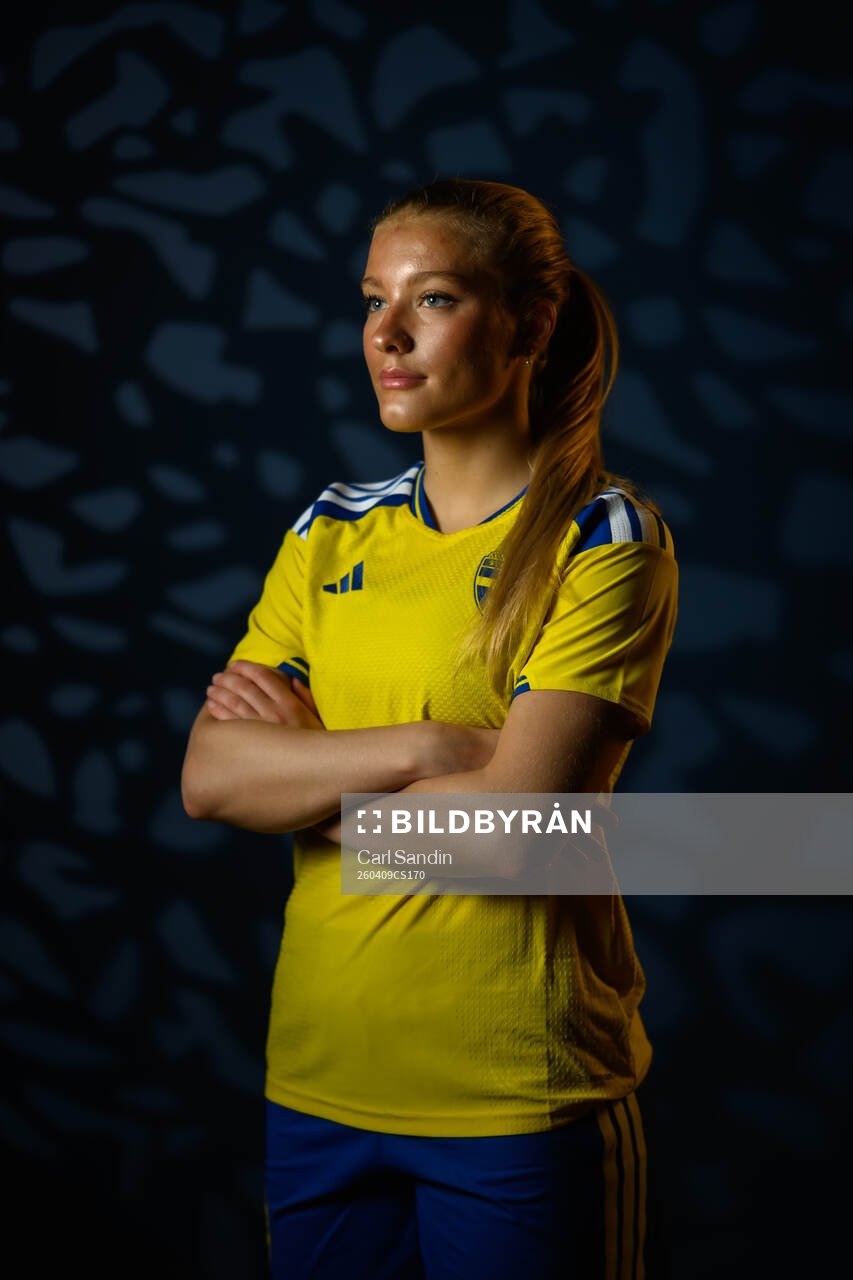 Smilla Holmberg of the Swedish women's national football