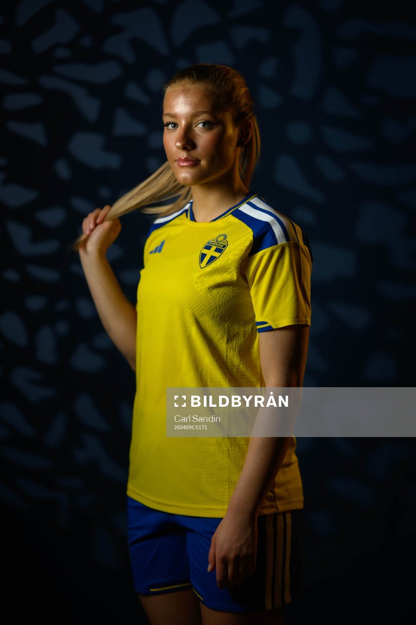 Smilla Holmberg of the Swedish women's national football