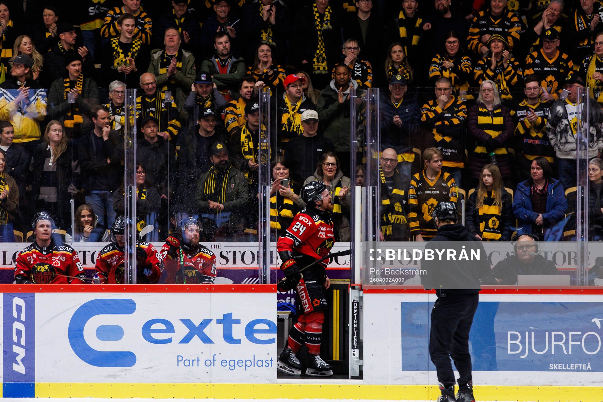 Luleås Brendan Shinnimin reagerar i utvisningsbåset