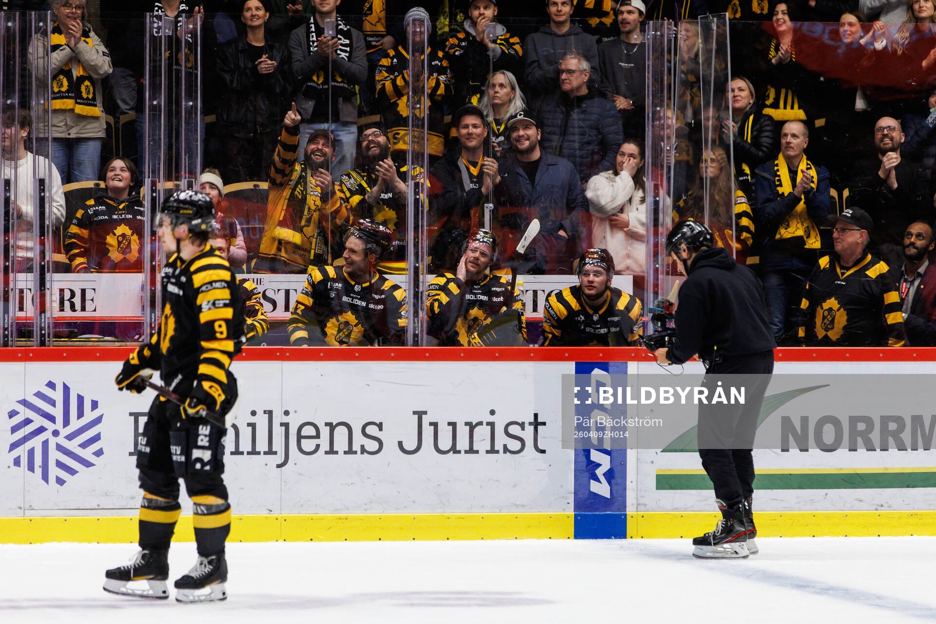 Skellefteås spelare i utvisningsbåset