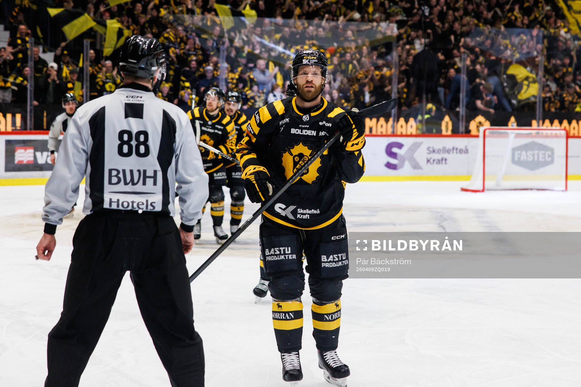 Skellefteås Oscar Lindberg jublar