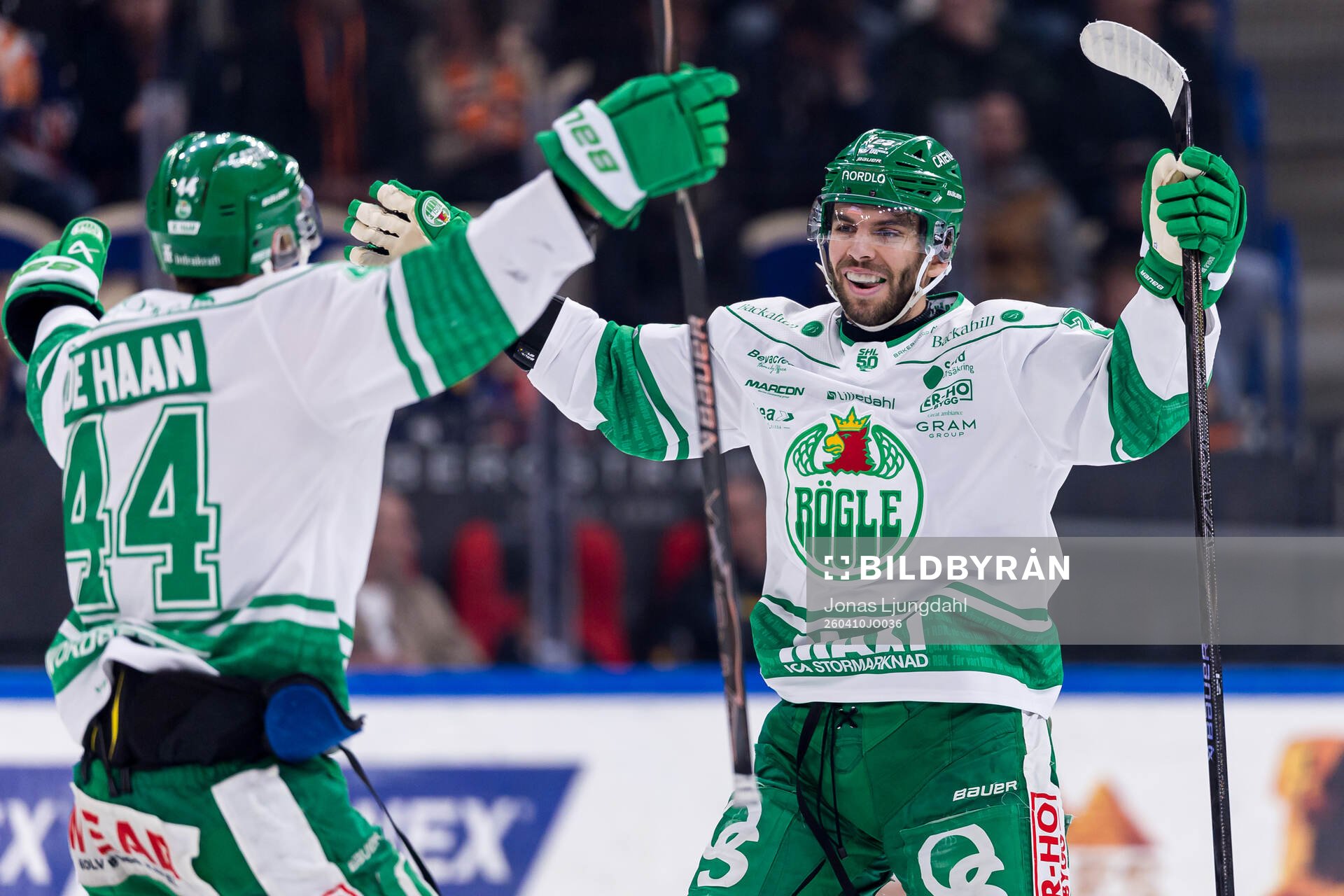 Rögles Josh Dickinson jublar