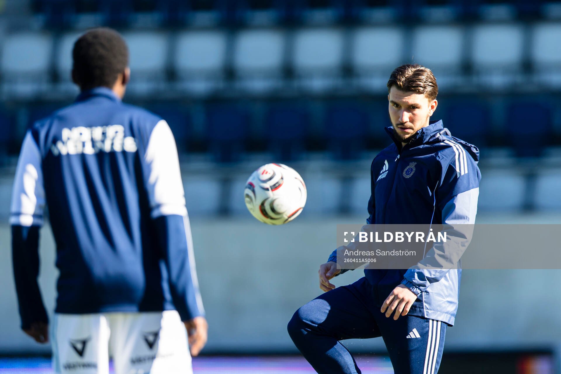 Gefles spelare värmer upp