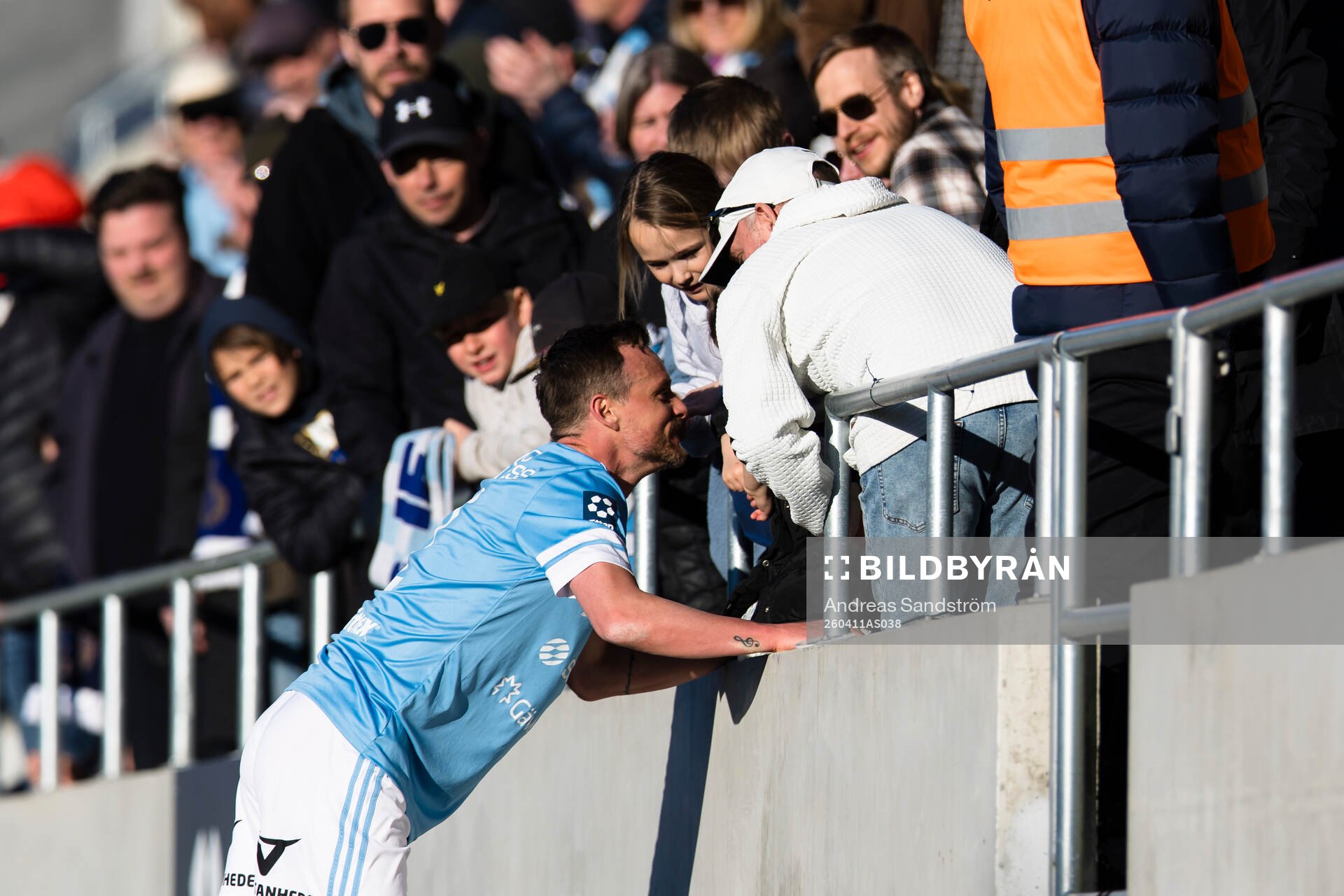 Gefles Eric Larsson med bekanta