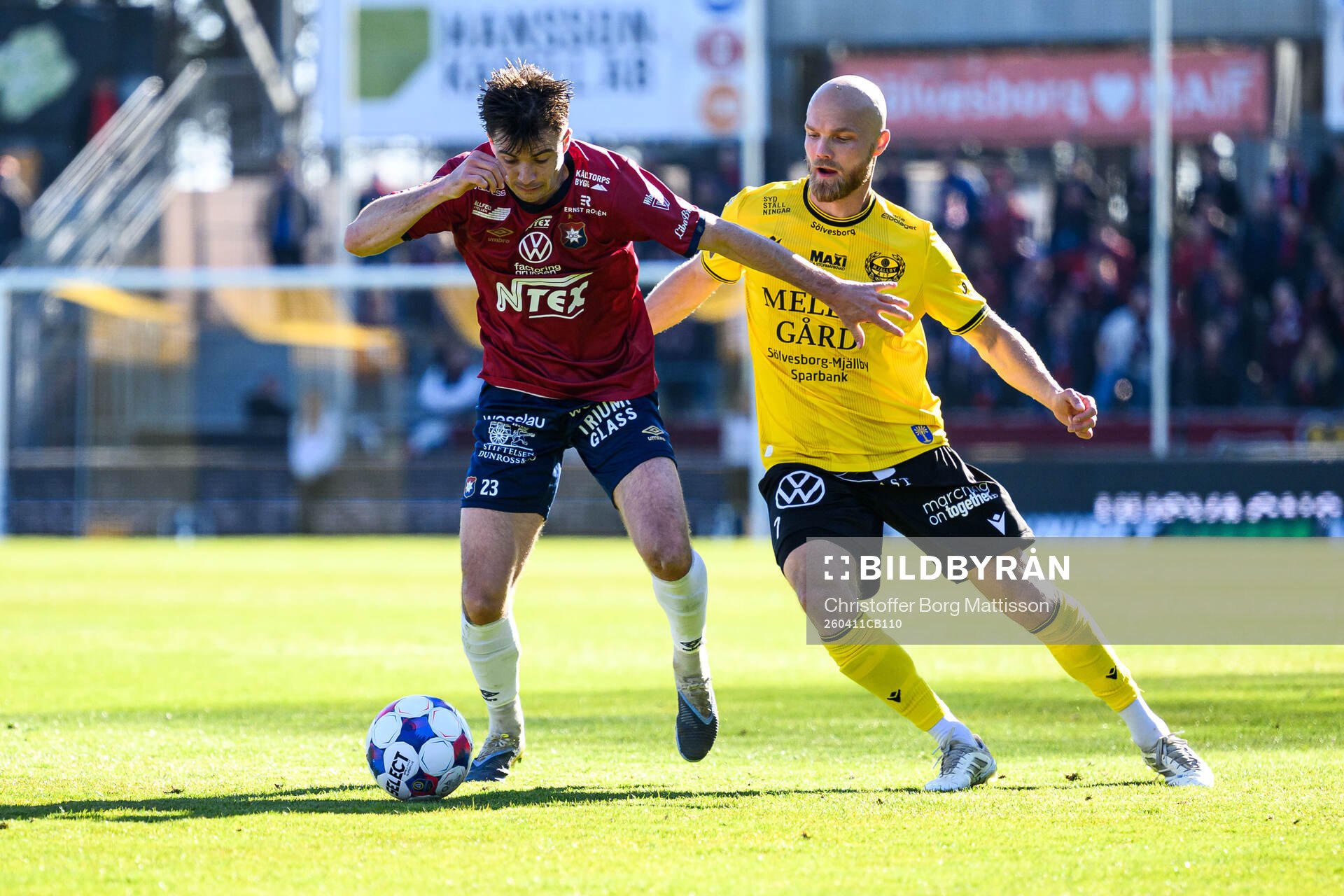 Örgrytes Owen Parker-Price och Mjällbys Viktor Gustafson