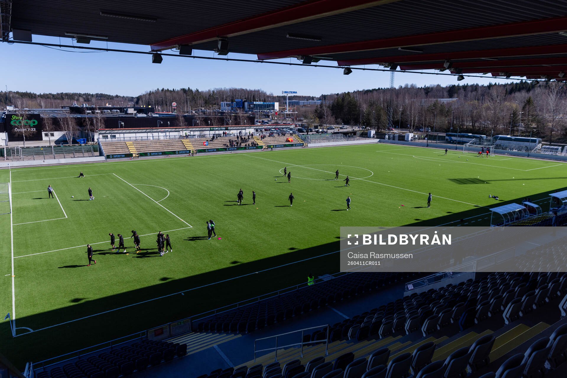 Nordic United FCs värmer upp