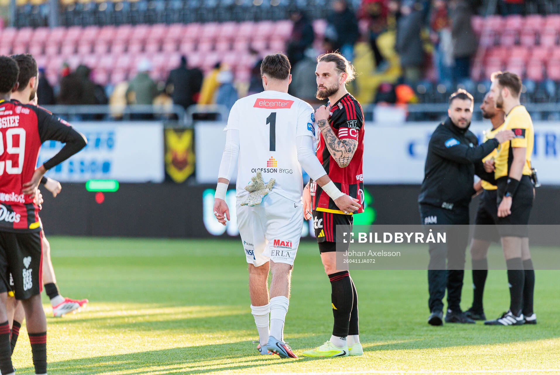 Norrbys Sebastian Banozic och Östersunds Ali Suljic