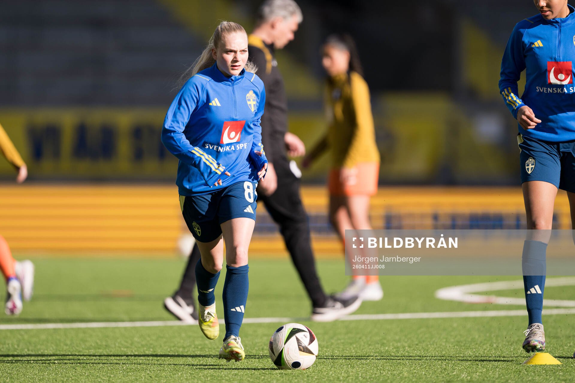 Doris Petz of Sverige