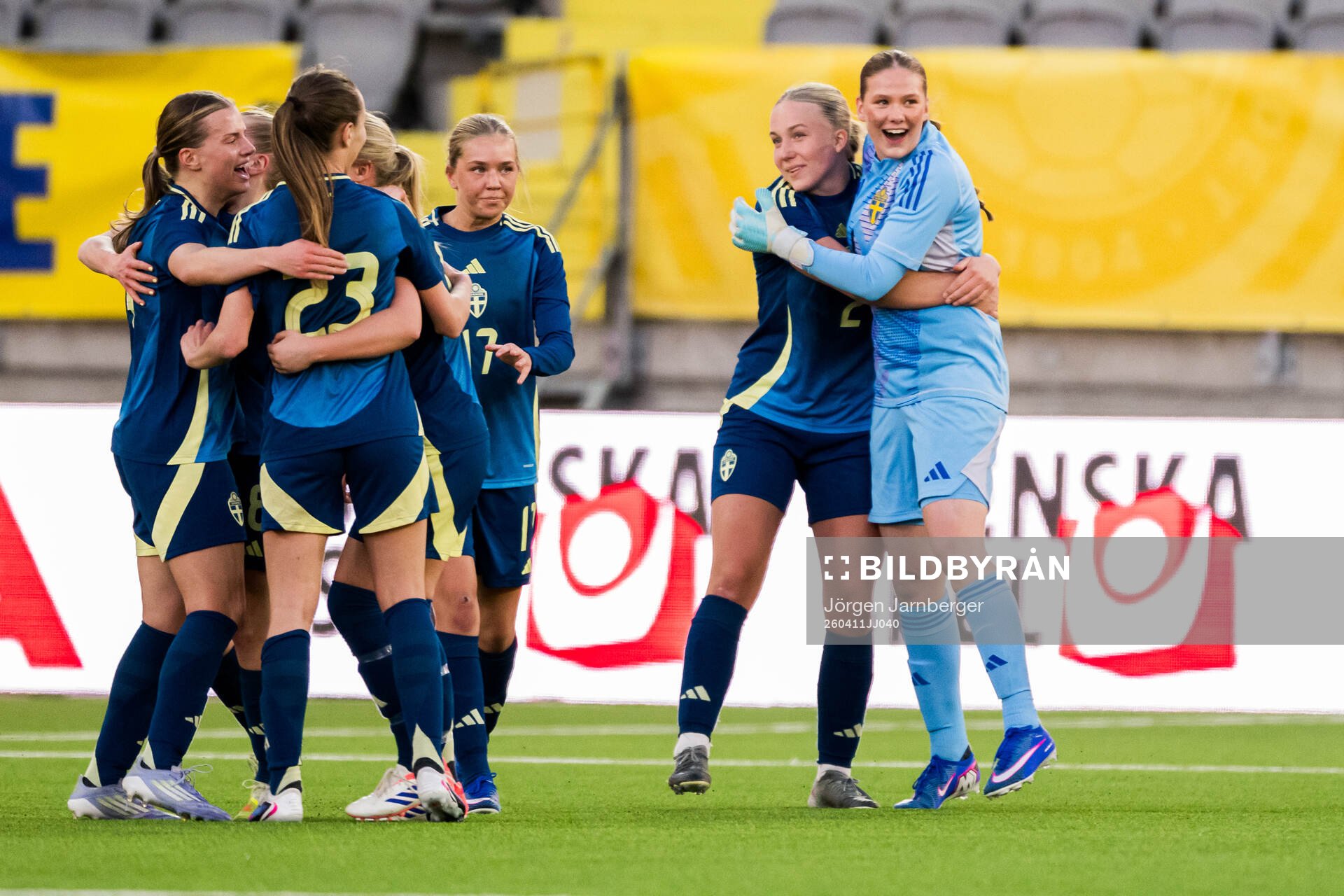Players of Sweden celebrate