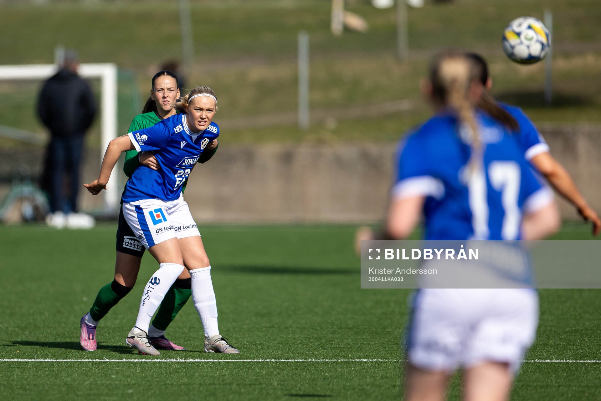 Varbergs Linn Graudums och Halmstads Nora Hultgren