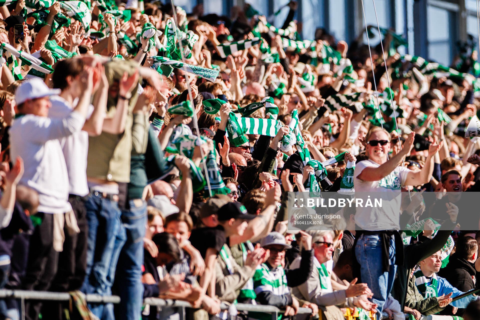 Västerås supportrar jublar