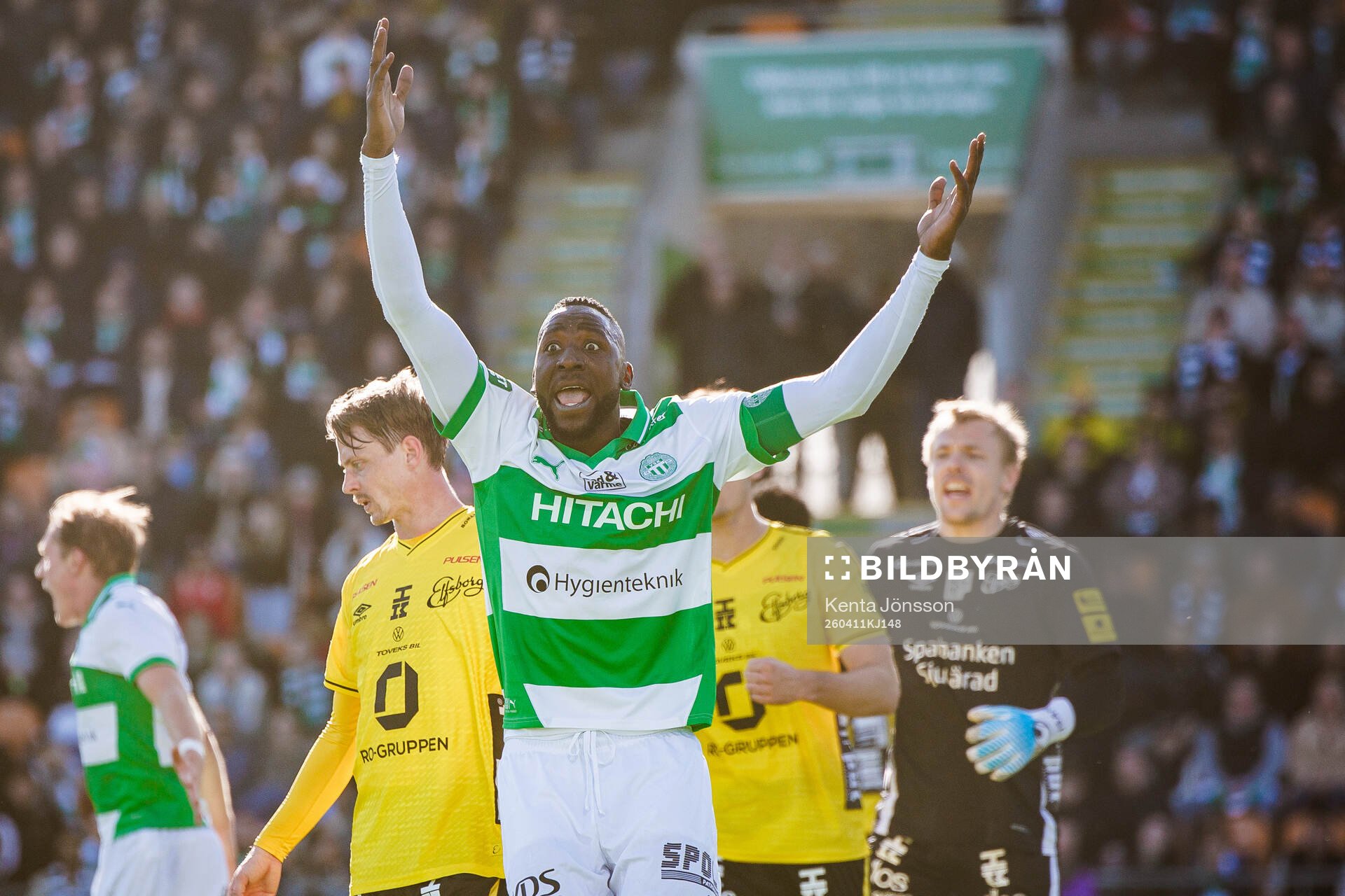 Västerås Frederic Nsabiyumva reagerar